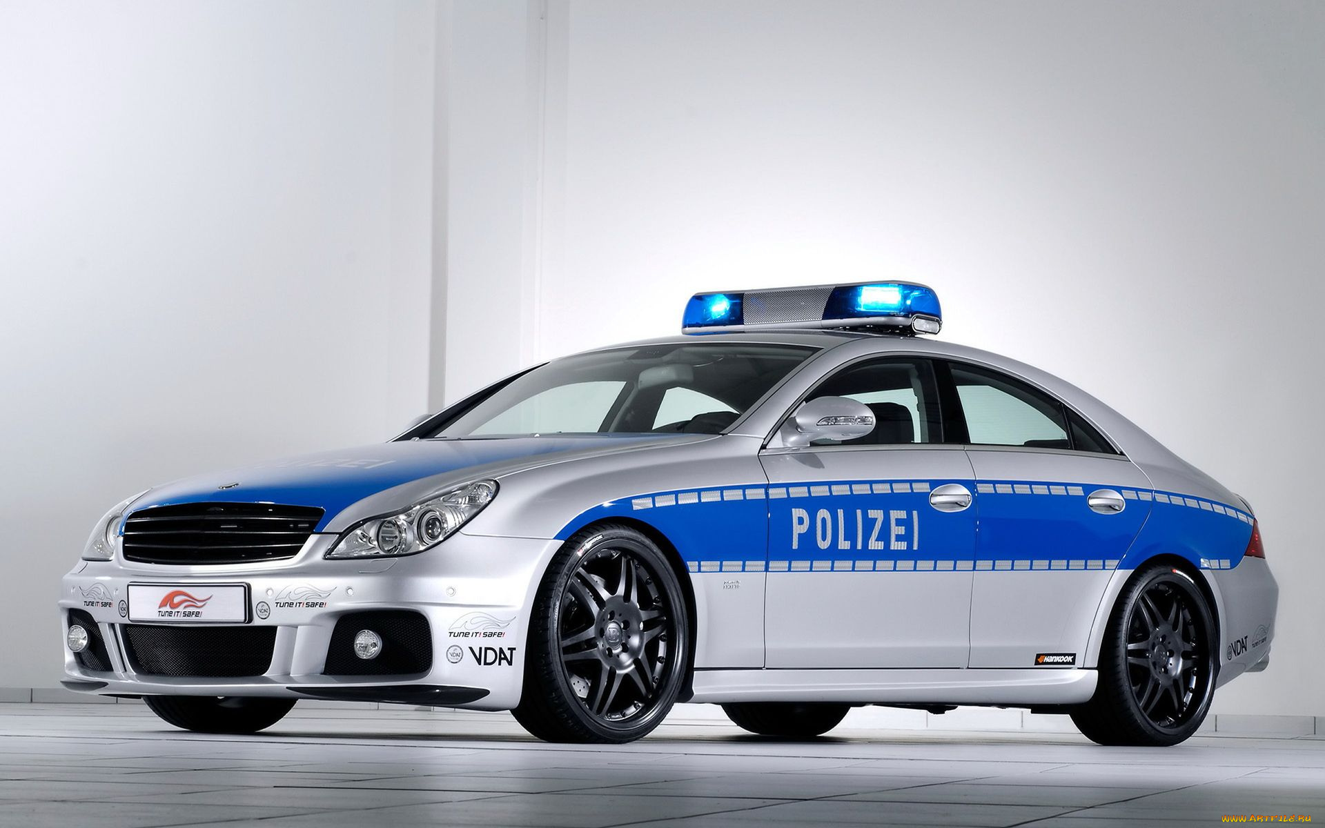 автомобили, полиция