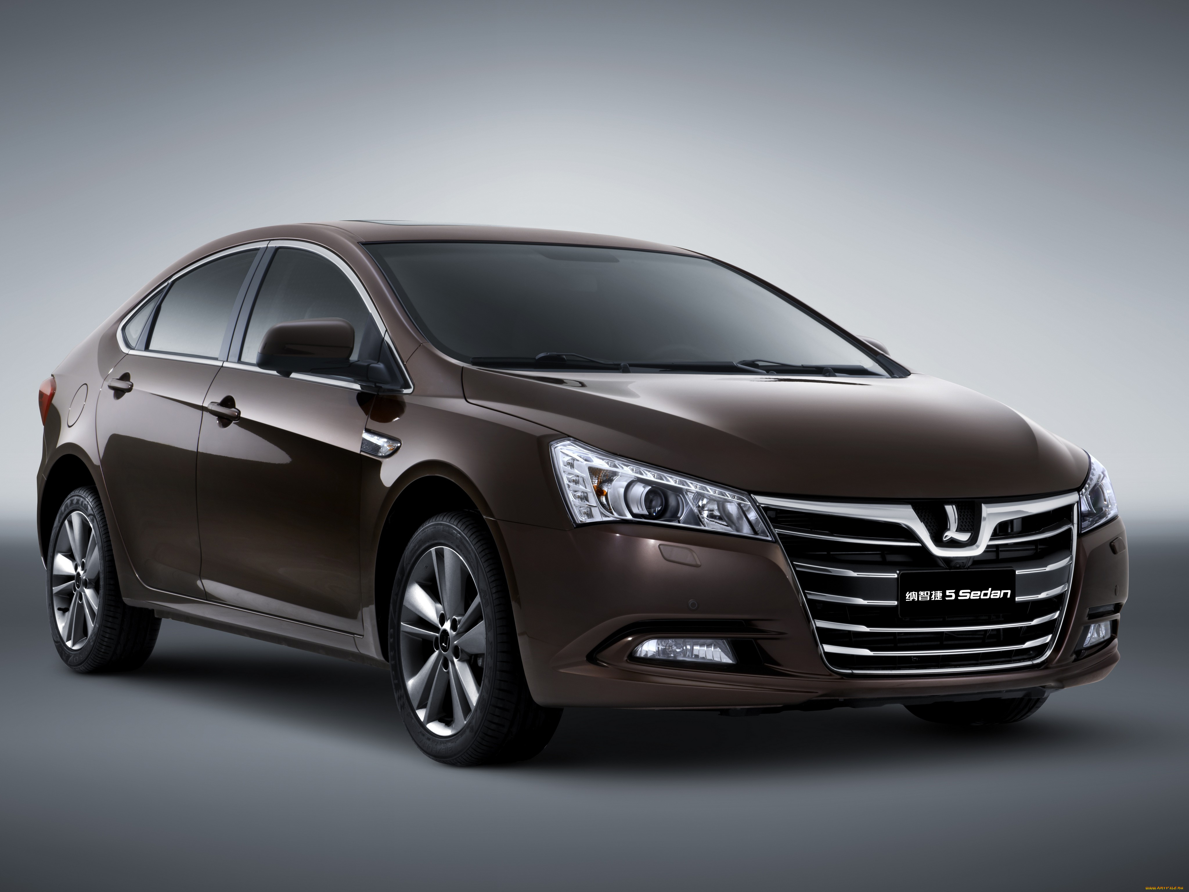 автомобили, luxgen