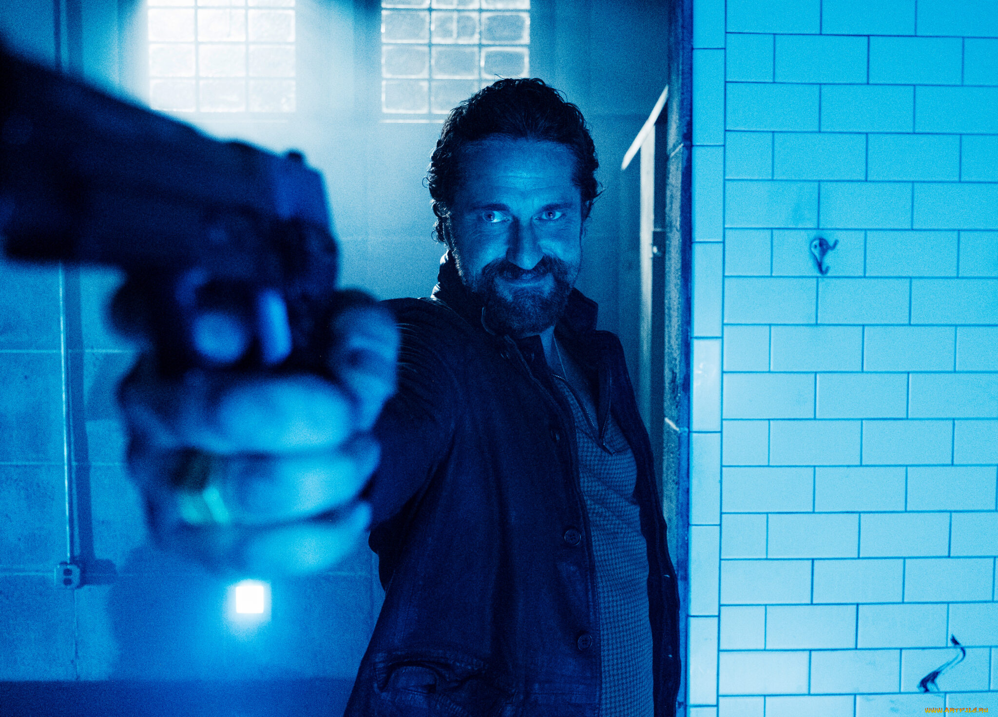 кино, фильмы, copshop, мужчина, пистолет