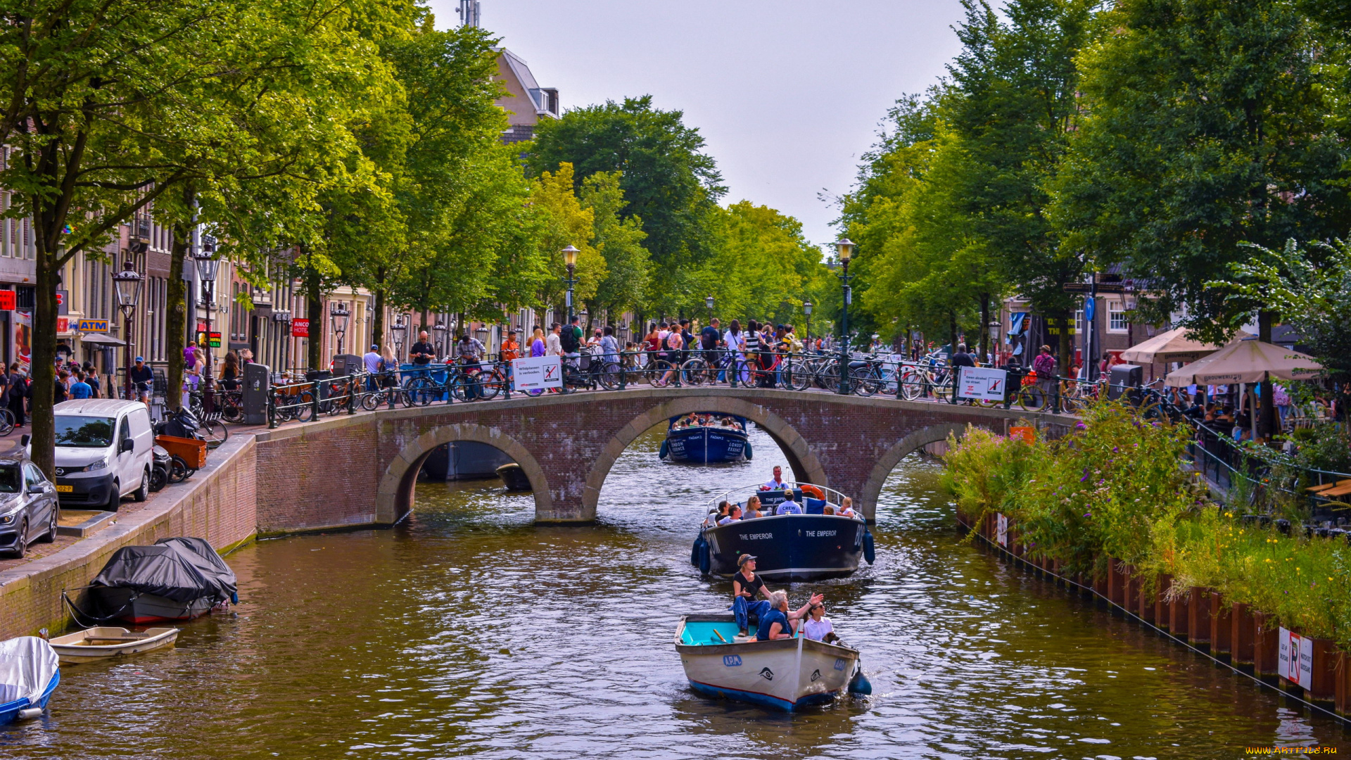 города, амстердам, , нидерланды, канал, мост, набережная, туристы, лодки