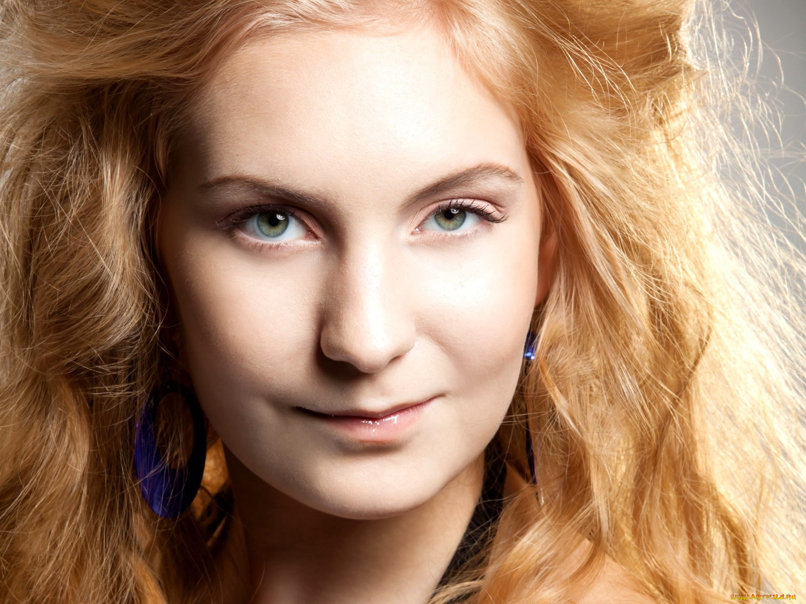 Александра, Остроухова, девушки