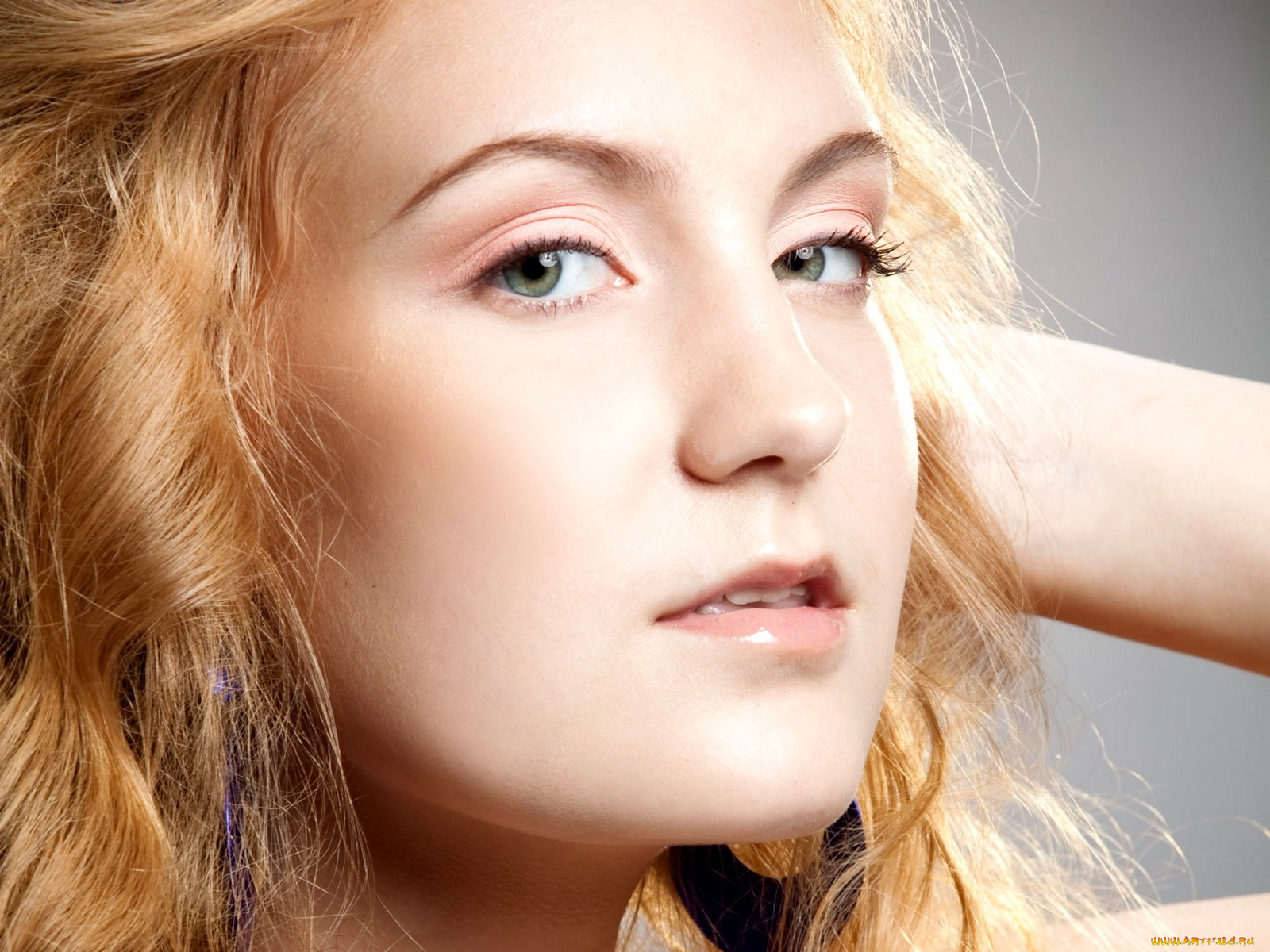 Александра, Остроухова, девушки