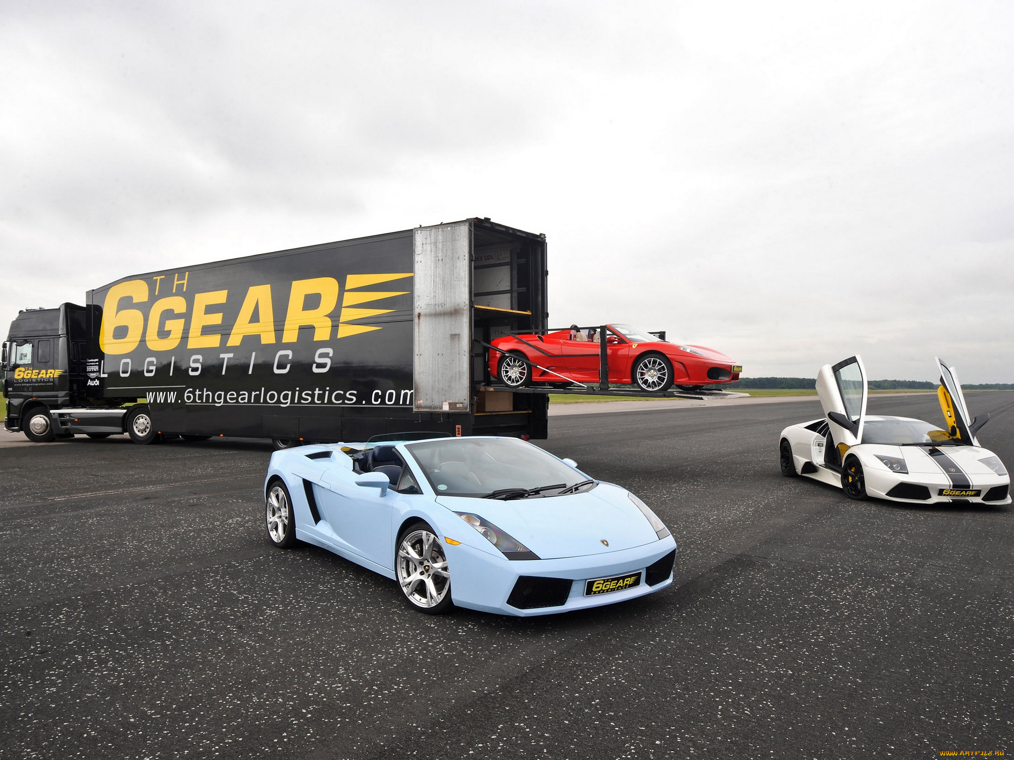 автомобили, разные, вместе