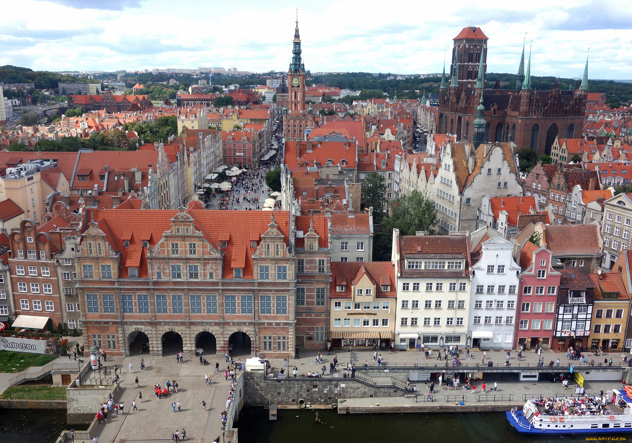 города, гданьск, , польша, гданьск, дома, старый, город, люди, площадь, башня, небо, набережная