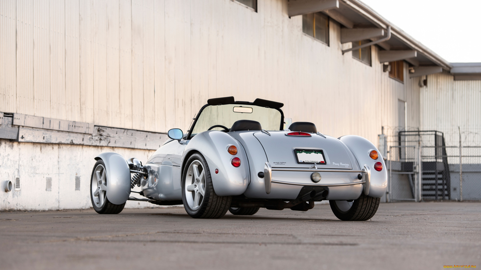 автомобили, panoz