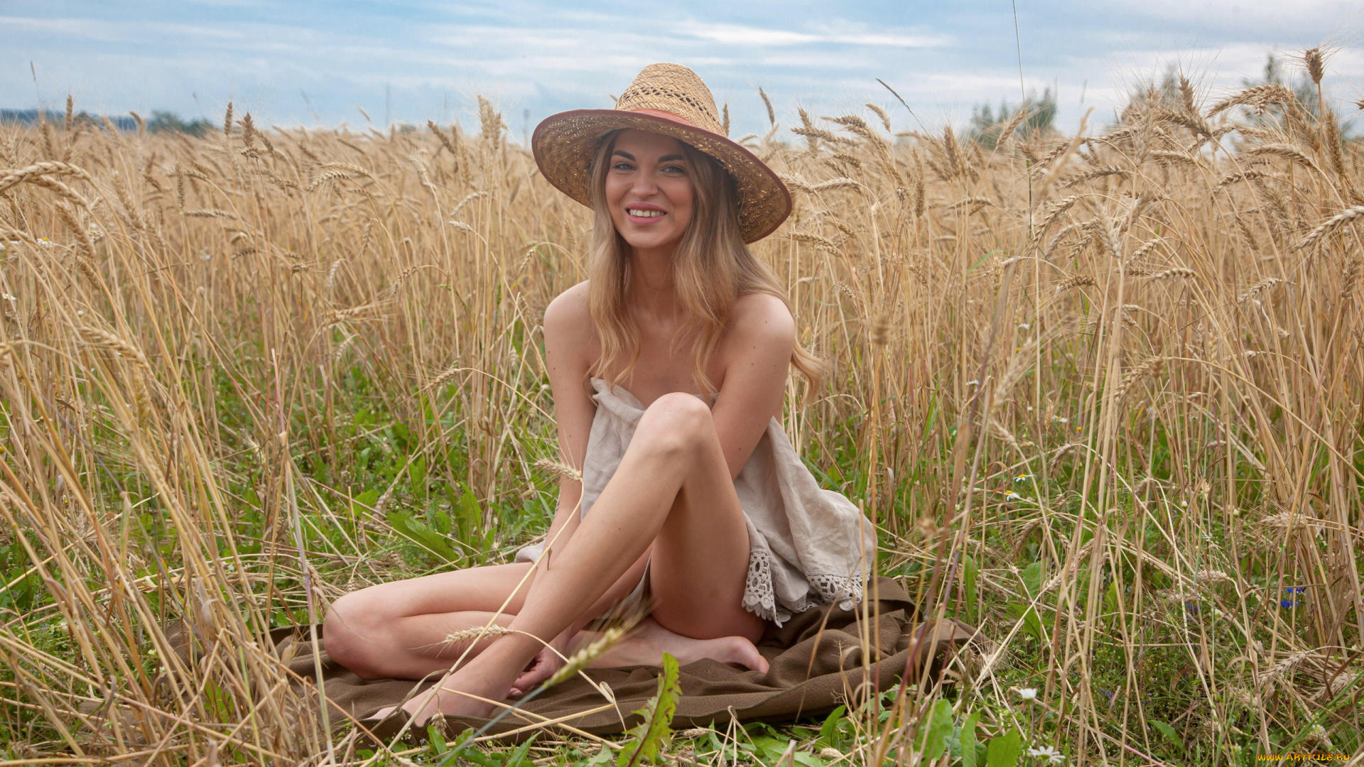 девушки, -, блондинки, , светловолосые, блондинка, поле, колосья, шляпа, улыбка