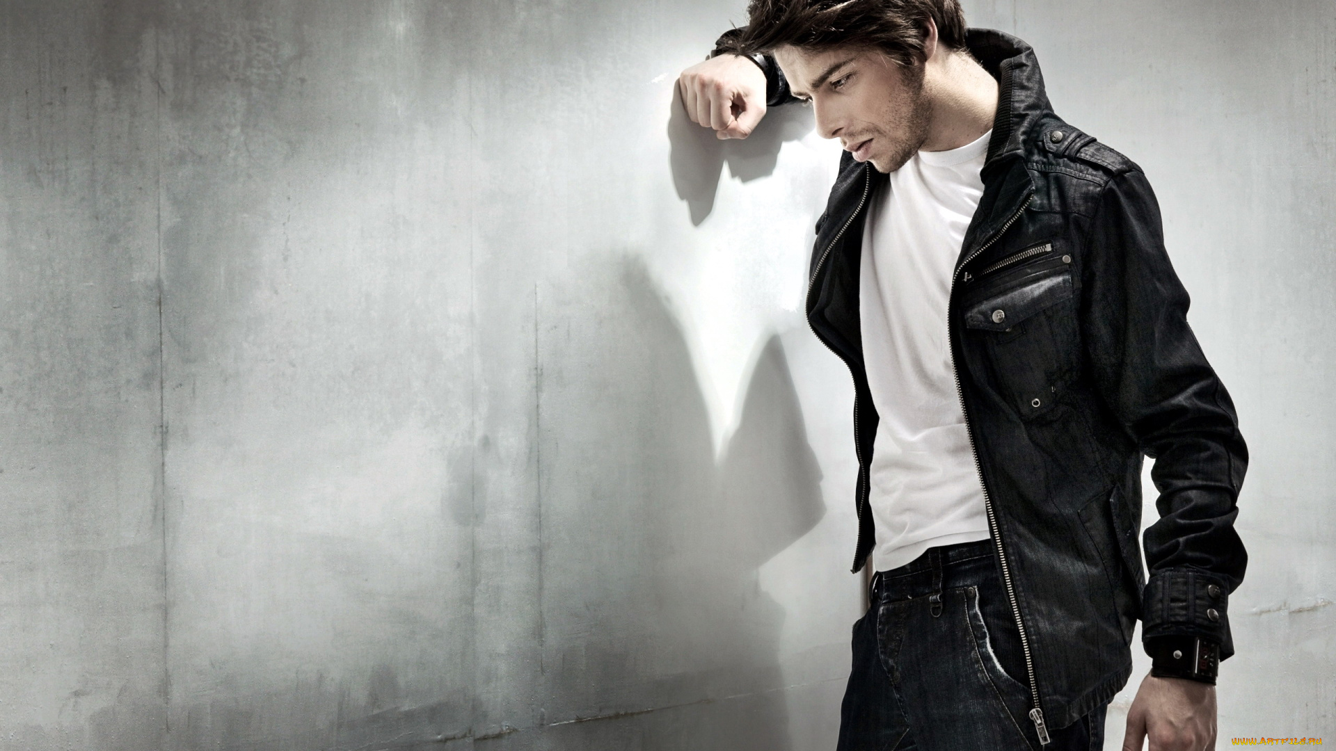 мужчины, -unsort, брюнет, майка, джинсы, косуха