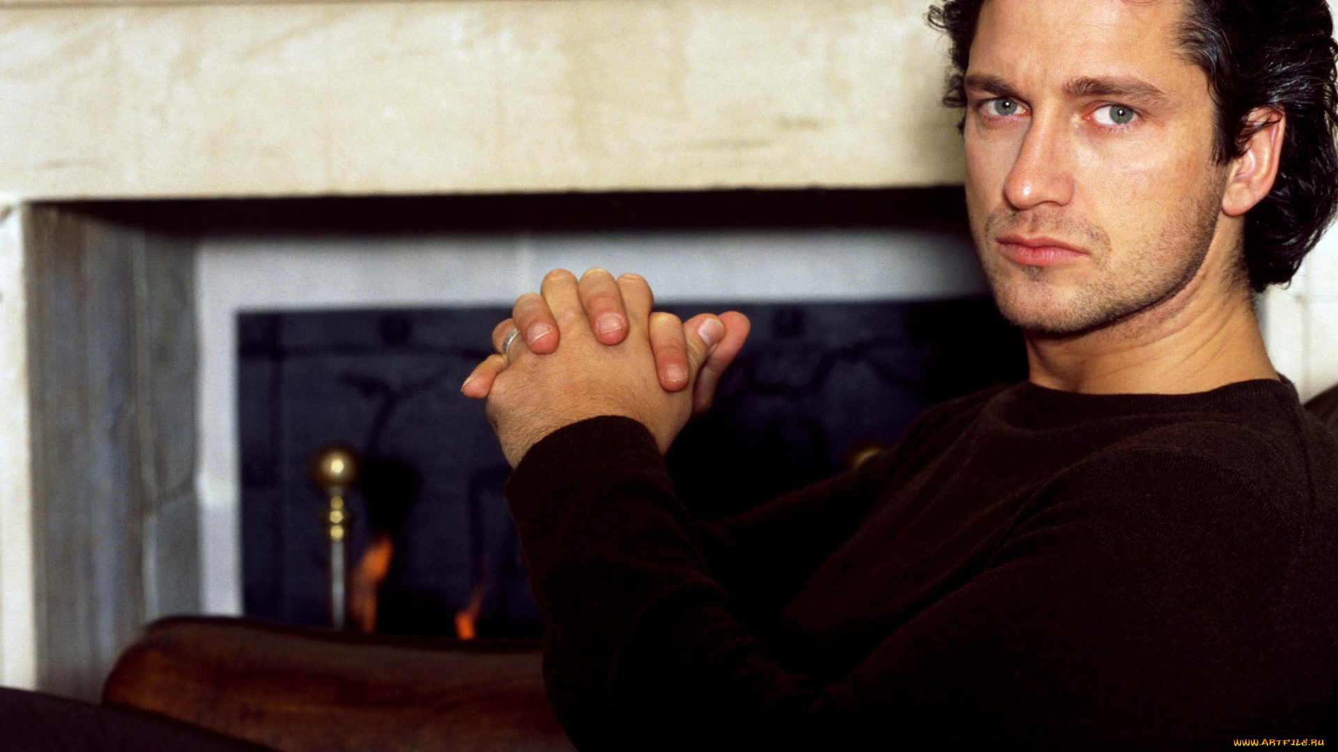 мужчины, gerard, butler, актер, свитер, камин
