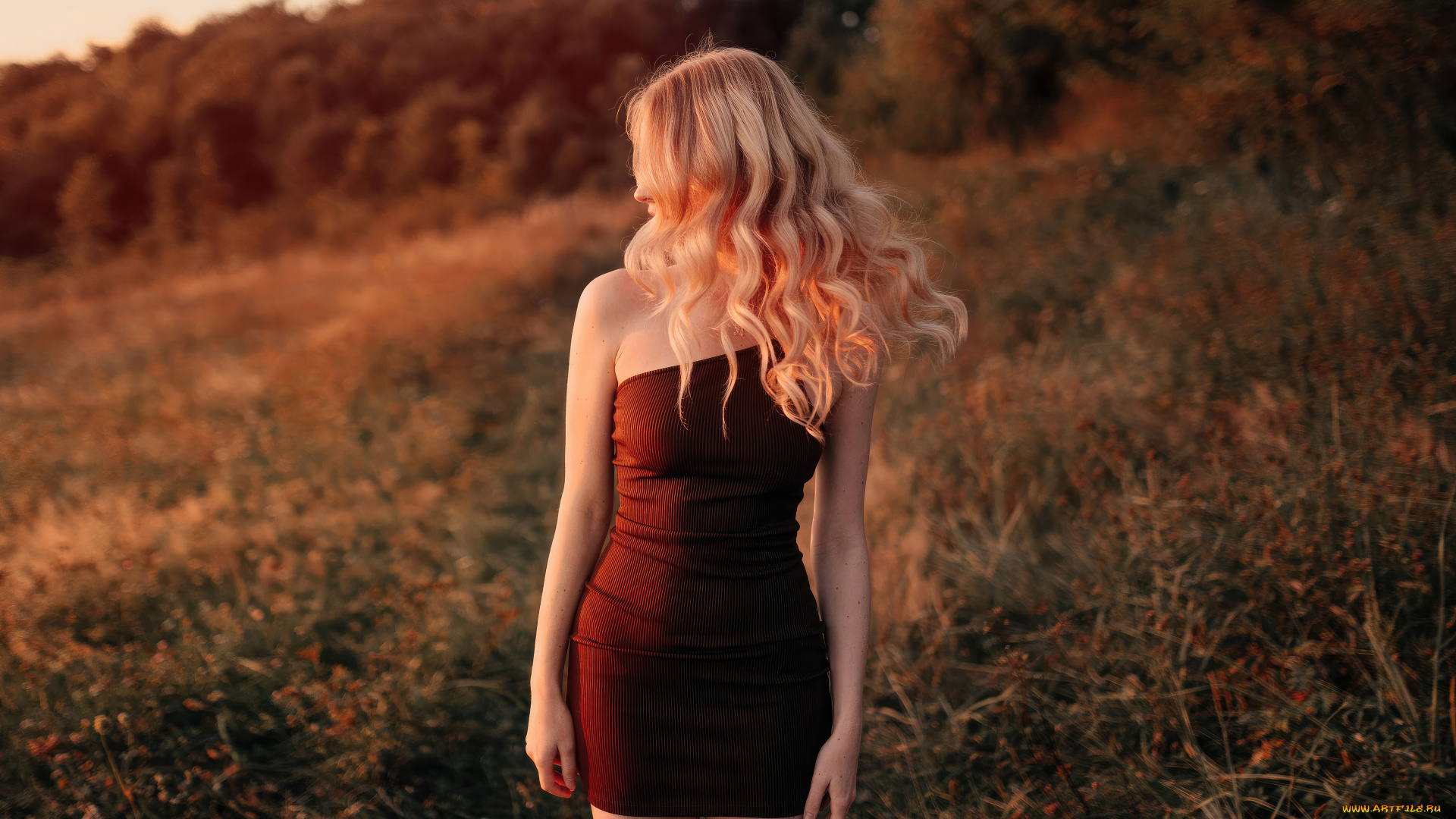 сексуальная, девушка, девушки, -, блондинки, , светловолосые, девушка, женщина, блондинка, светловолосая, сексуальная, модель, звезда, позирует, разная, обувь, верхняя, стильная, одежда, нижнее, эротическое, бельё, трусы, лифчик, колготки, чулки, аксессуары, макияж, и, множество, элементов, на, фотографии