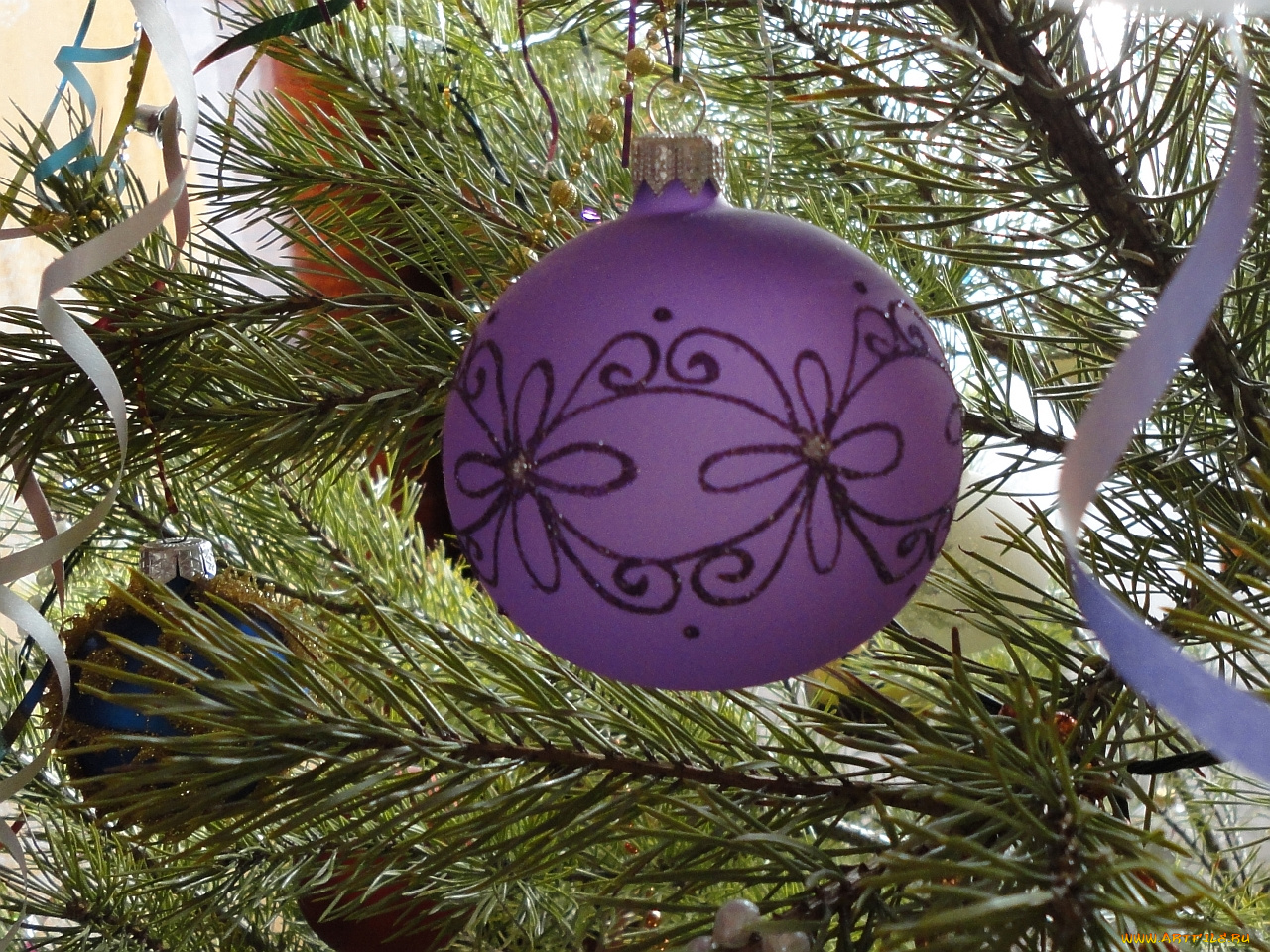 праздничные, шарики