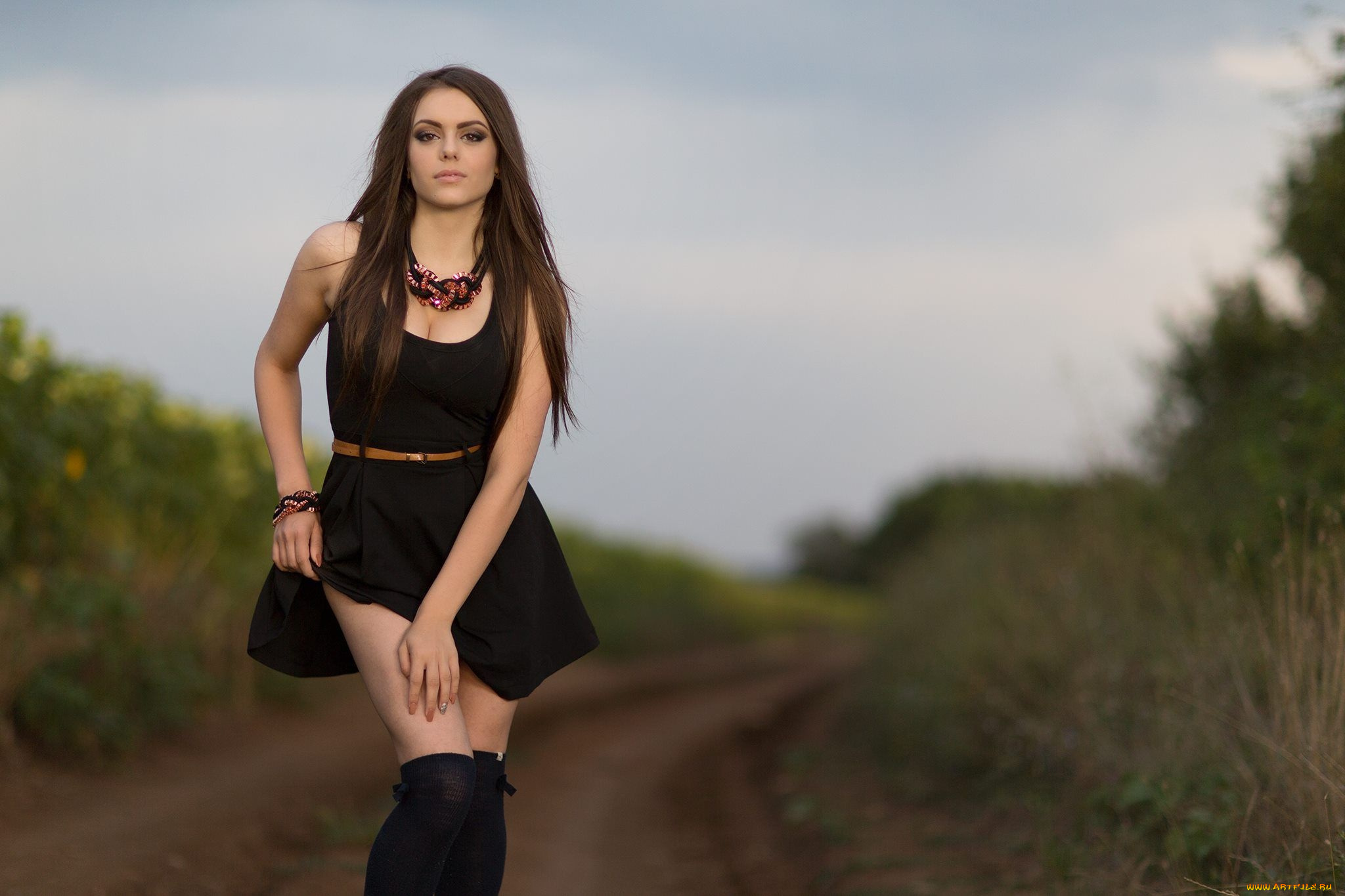 красивая, девушка, девушки, -, брюнетки, , шатенки, девушка, женщина, шатенка, темноволосая, сексуальная, модель, звезда, позирует, попа, грудь, ножки, разная, обувь, верхняя, стильная, одежда, нижнее, эротическое, бельё, трусы, лифчик, колготки, чулки, аксессуары, макияж, и, множество, элементов, на, фотографии