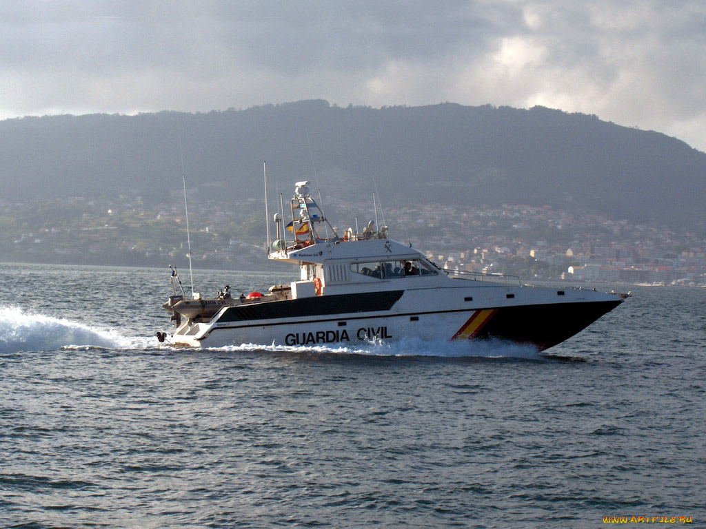 корабли, катера