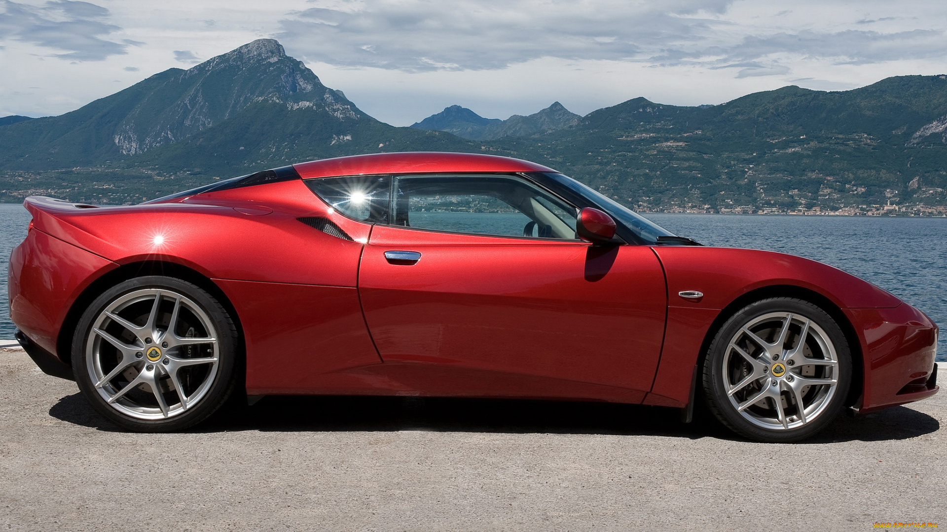 автомобили, lotus