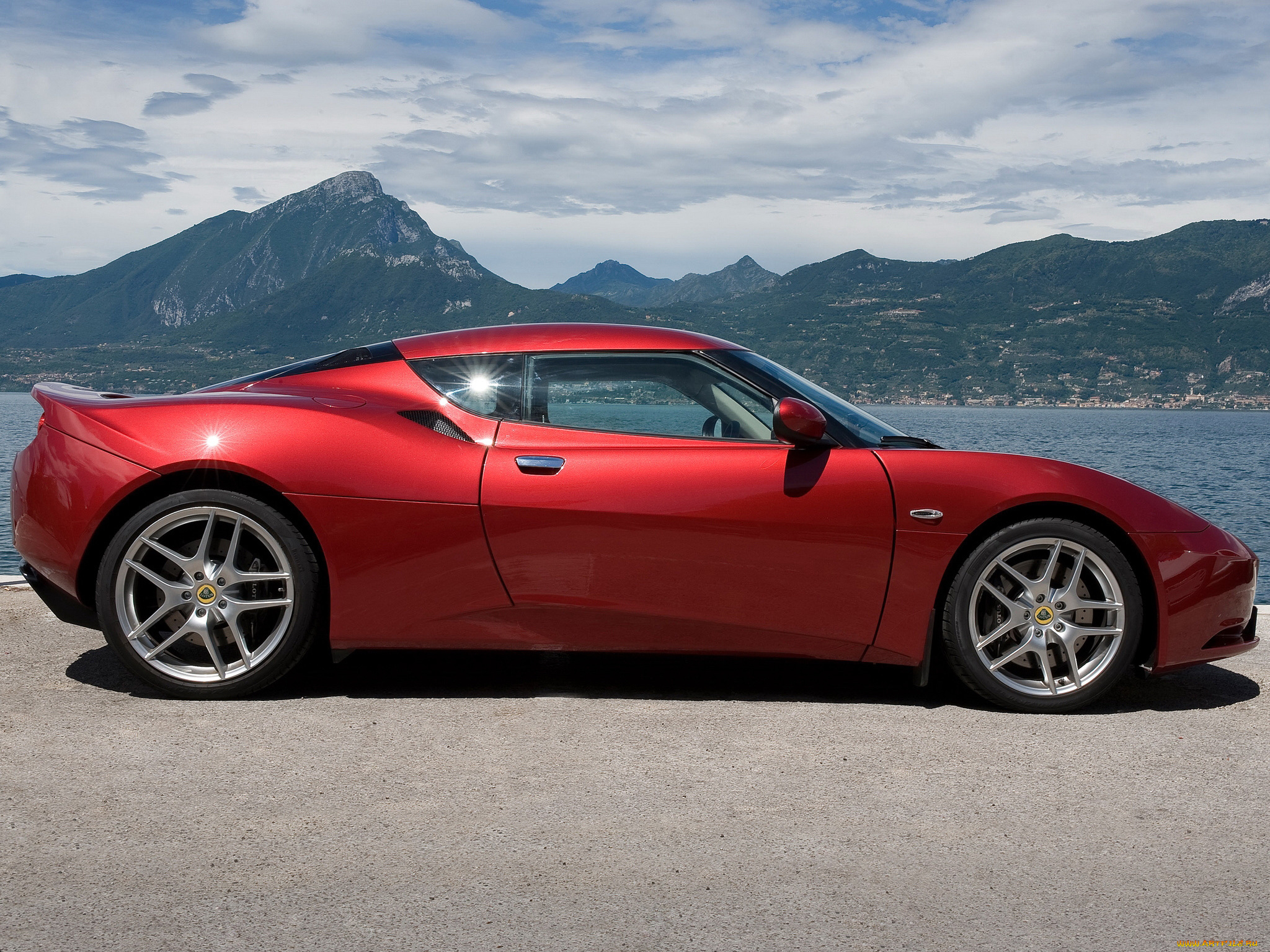 автомобили, lotus