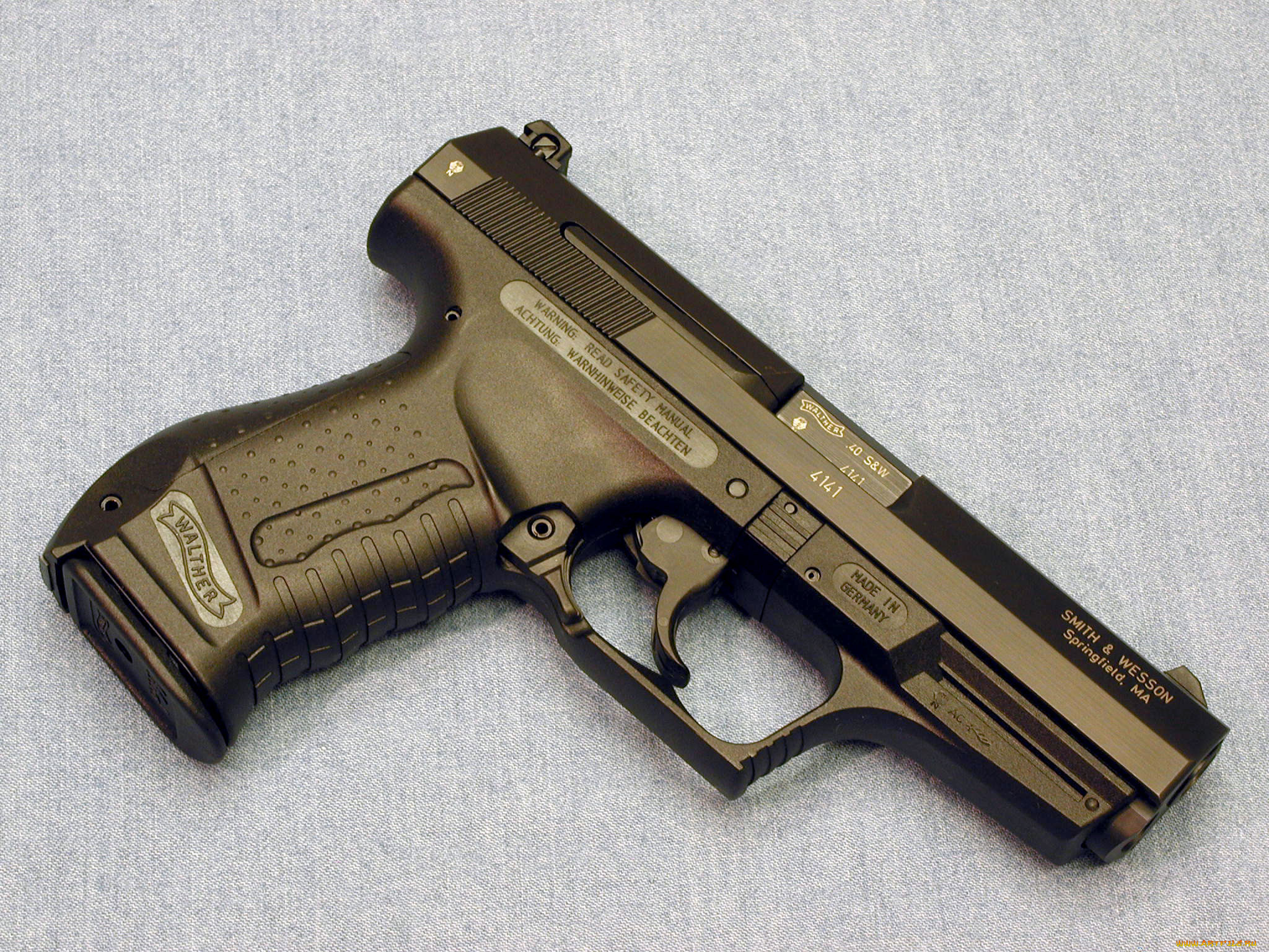 оружие, пистолеты