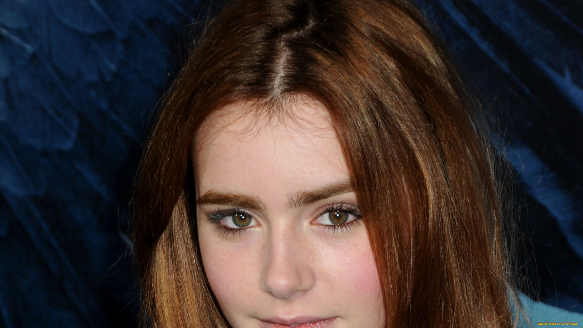 Lily, Collins, девушки