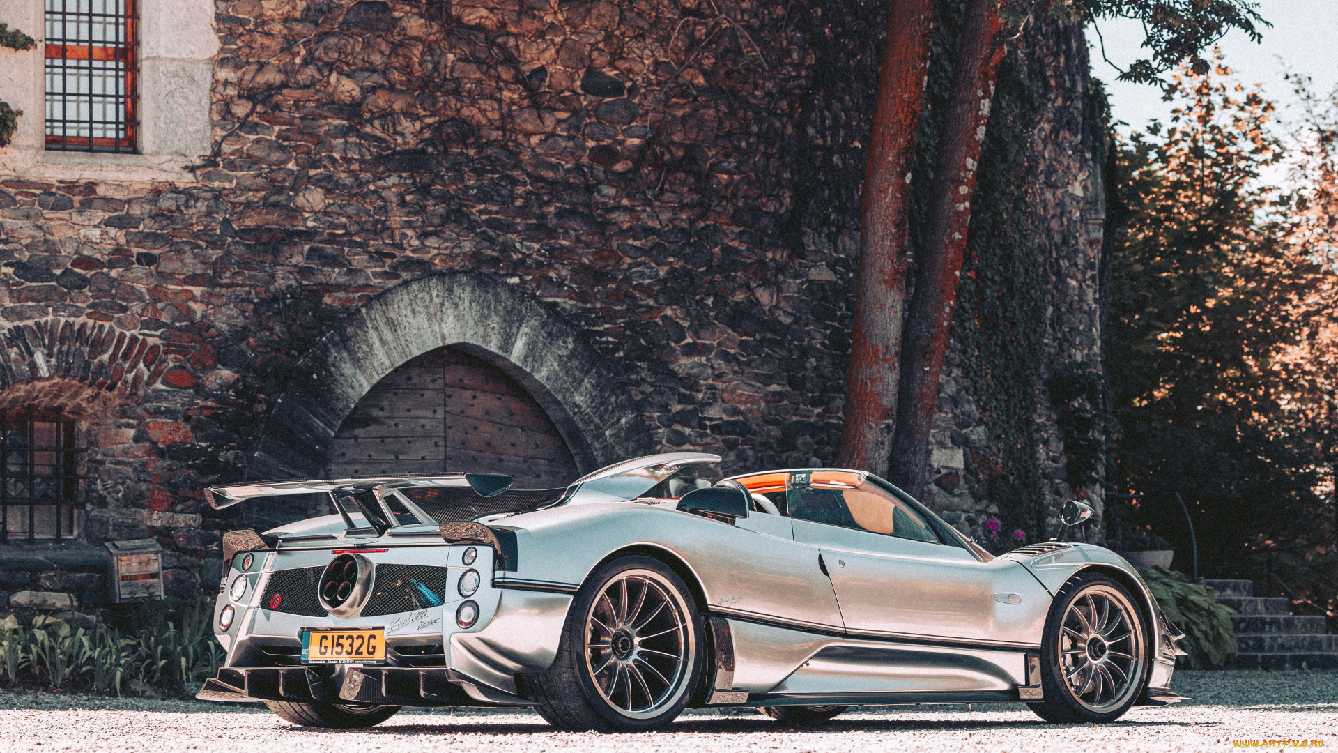 автомобили, pagani