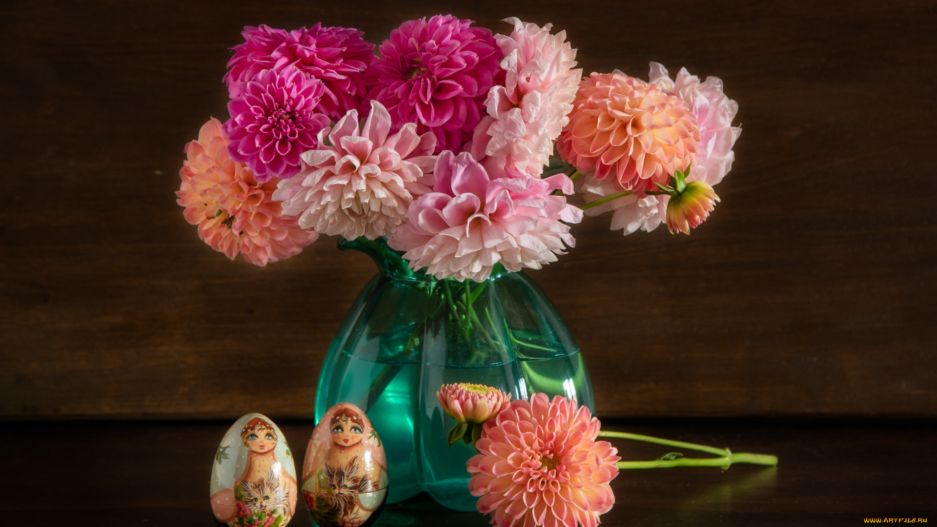 цветы, георгины, георгин, букет, ваза, яйца