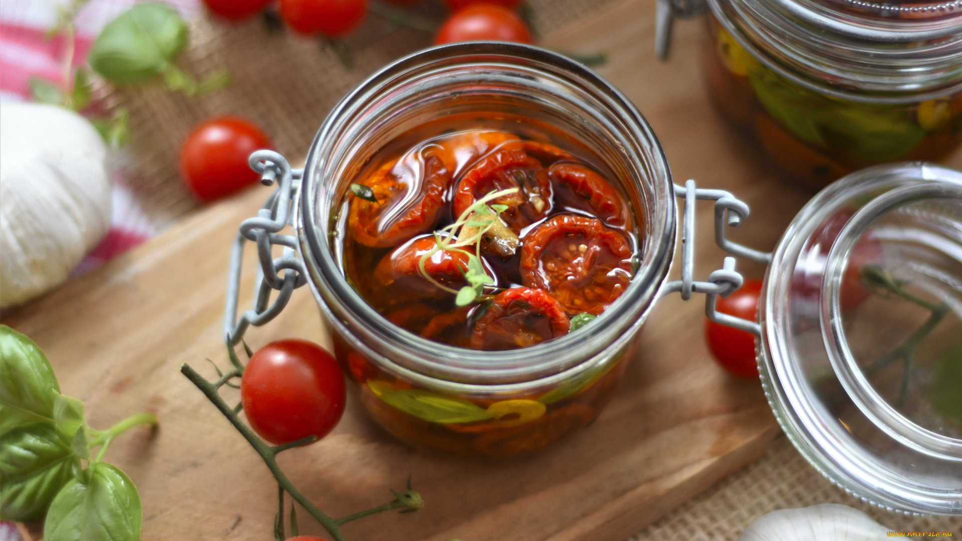 еда, помидоры, банка, вяленые