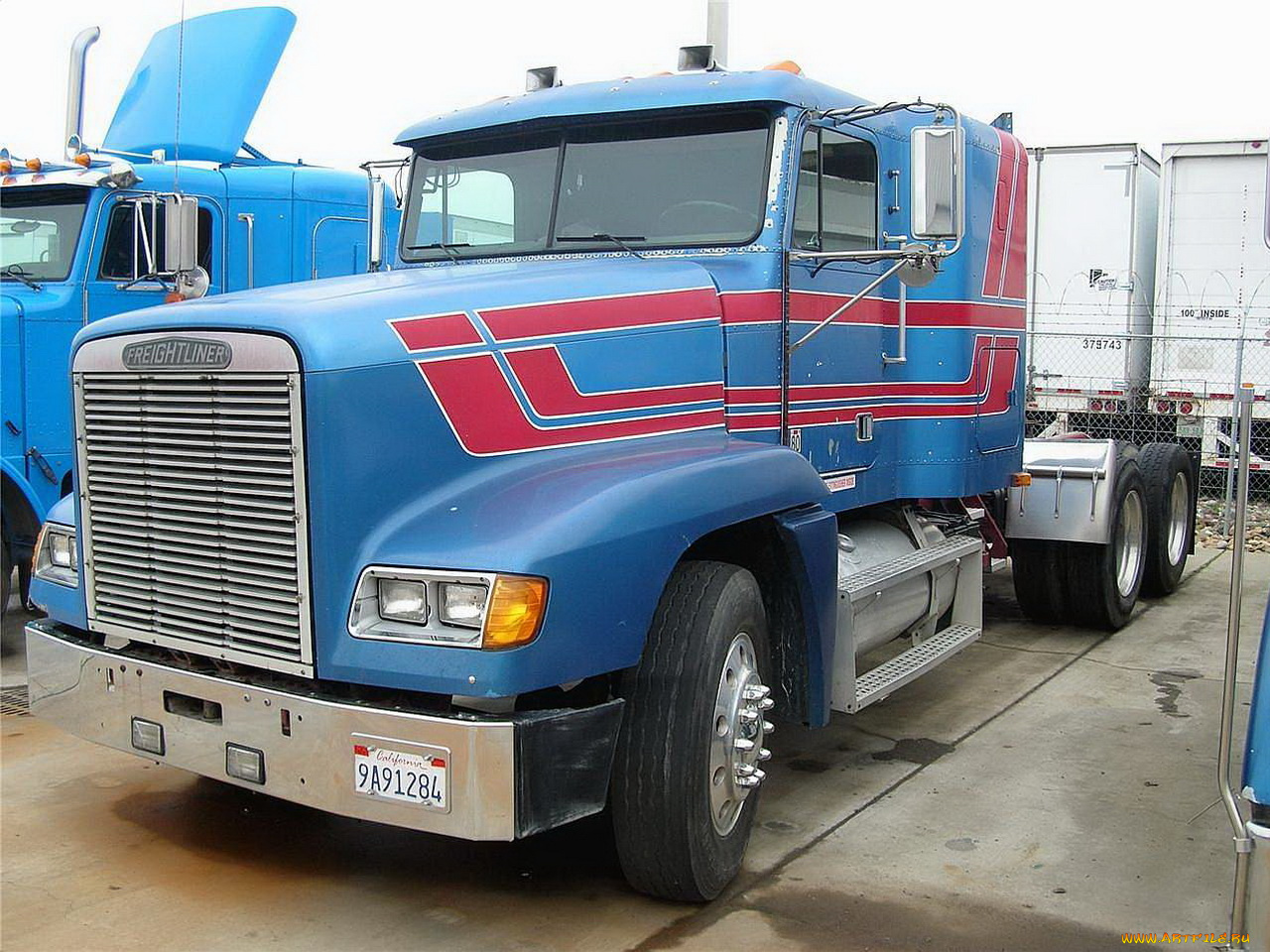 автомобили, freightliner