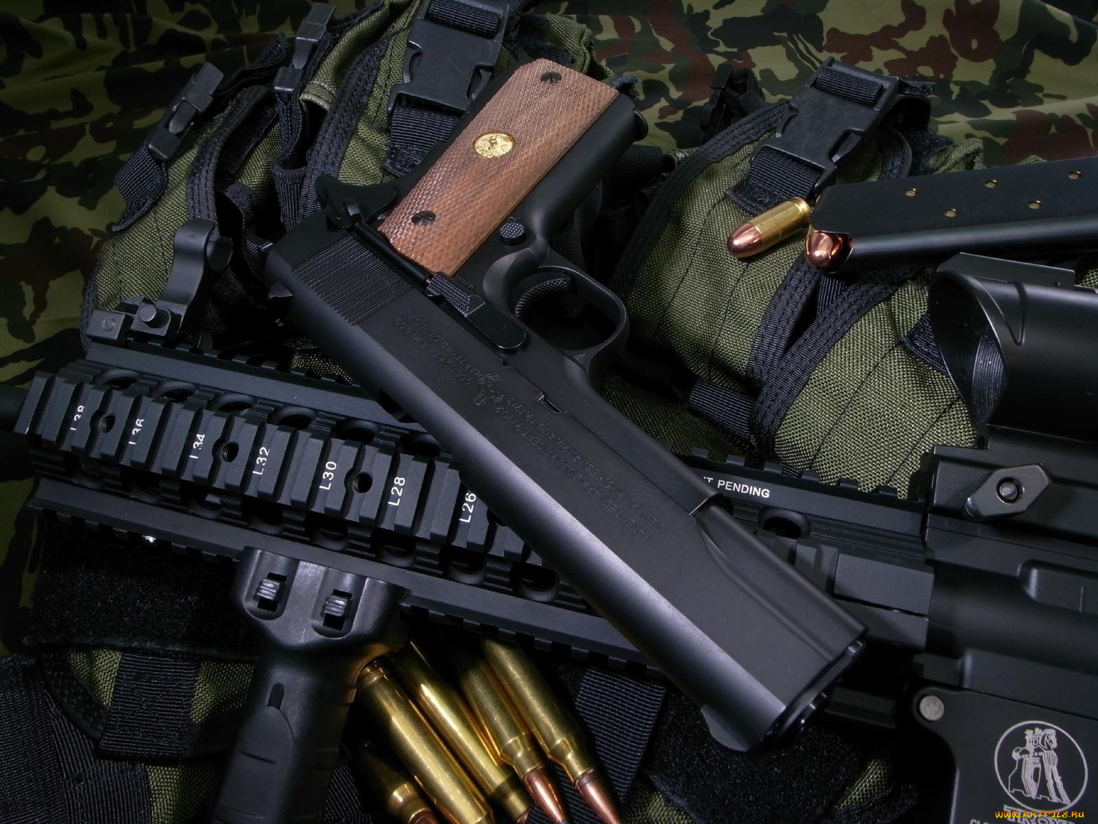 оружие, пистолеты