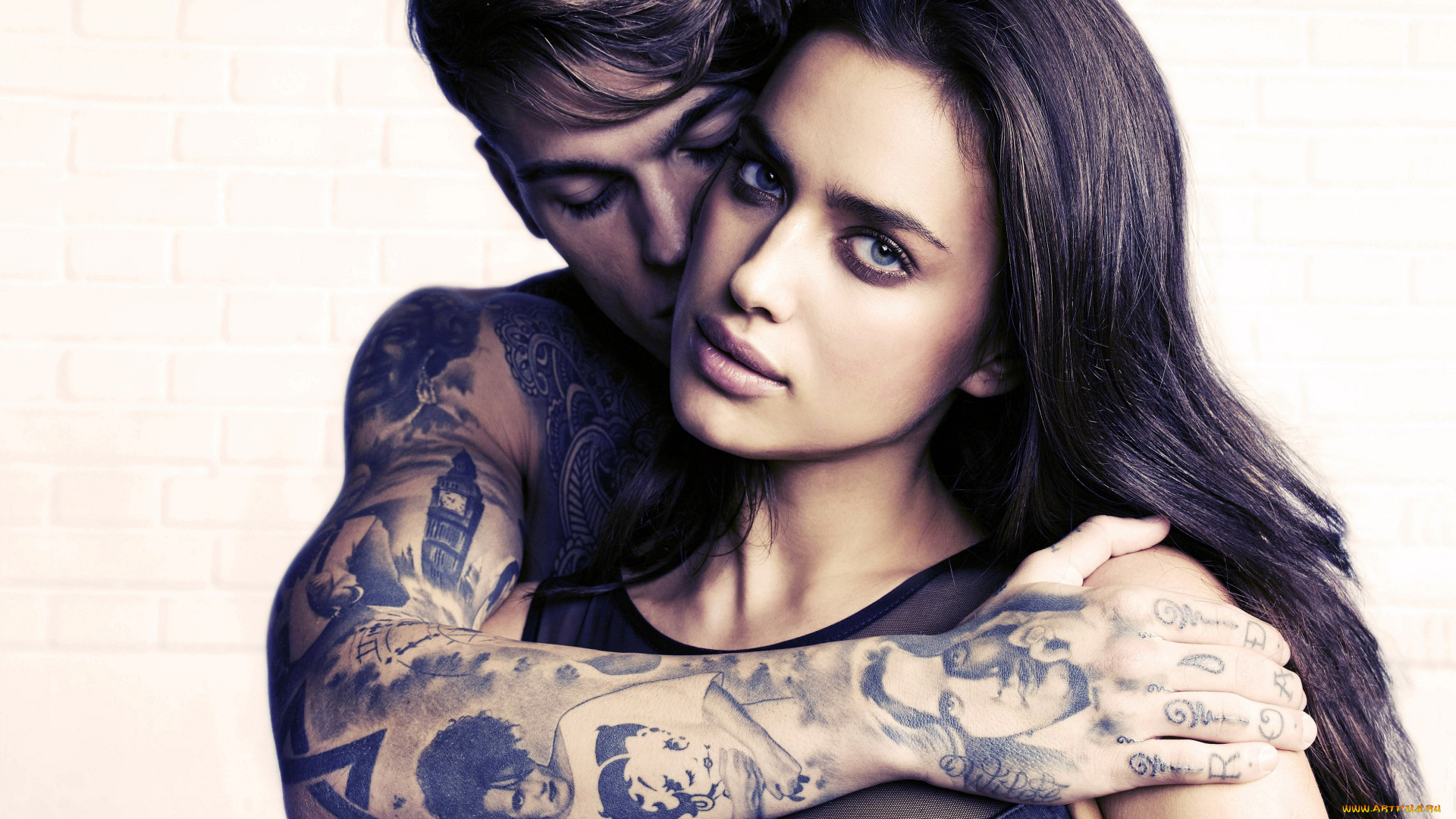 разное, мужчина, женщина, девушка, лицо, шатенка, парень, татуировки, рука, взгляд
