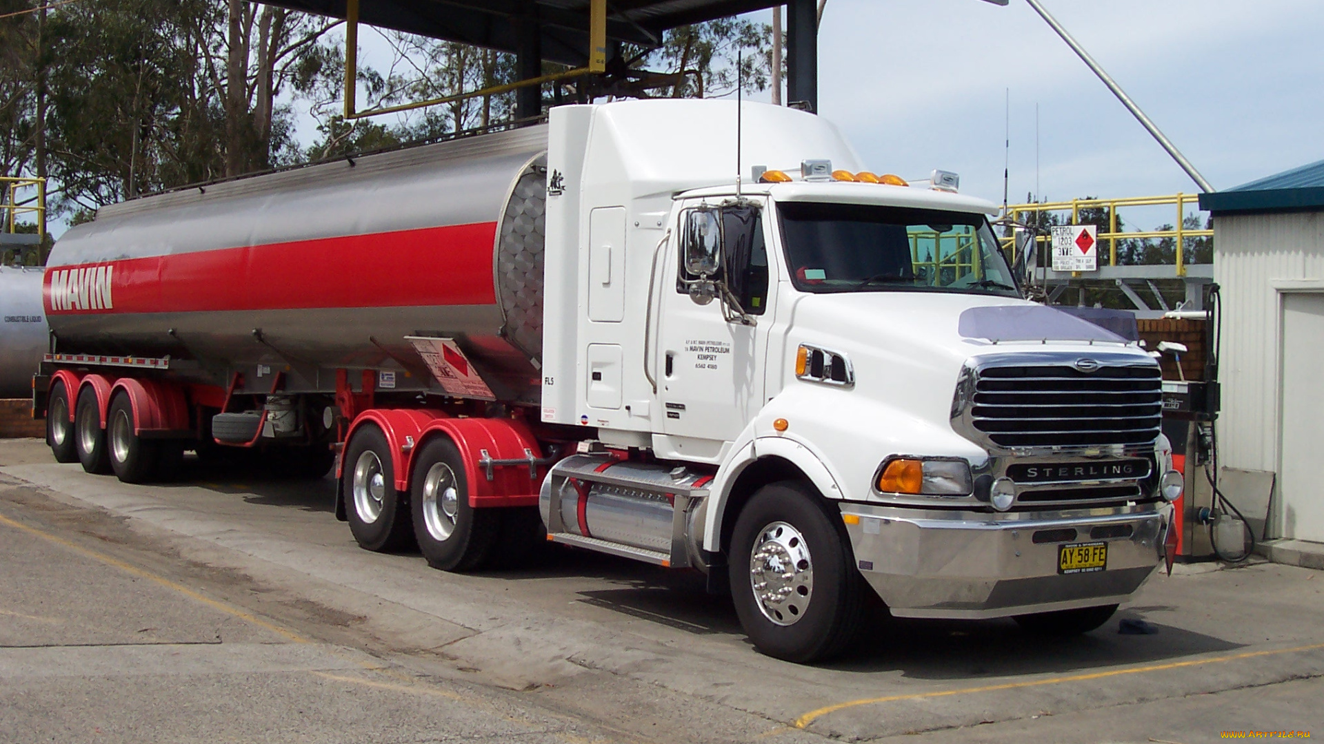 sterling, at9500, fuel, tanker, автомобили, sterling, тяжёлый, тягач, седельный, грузовик