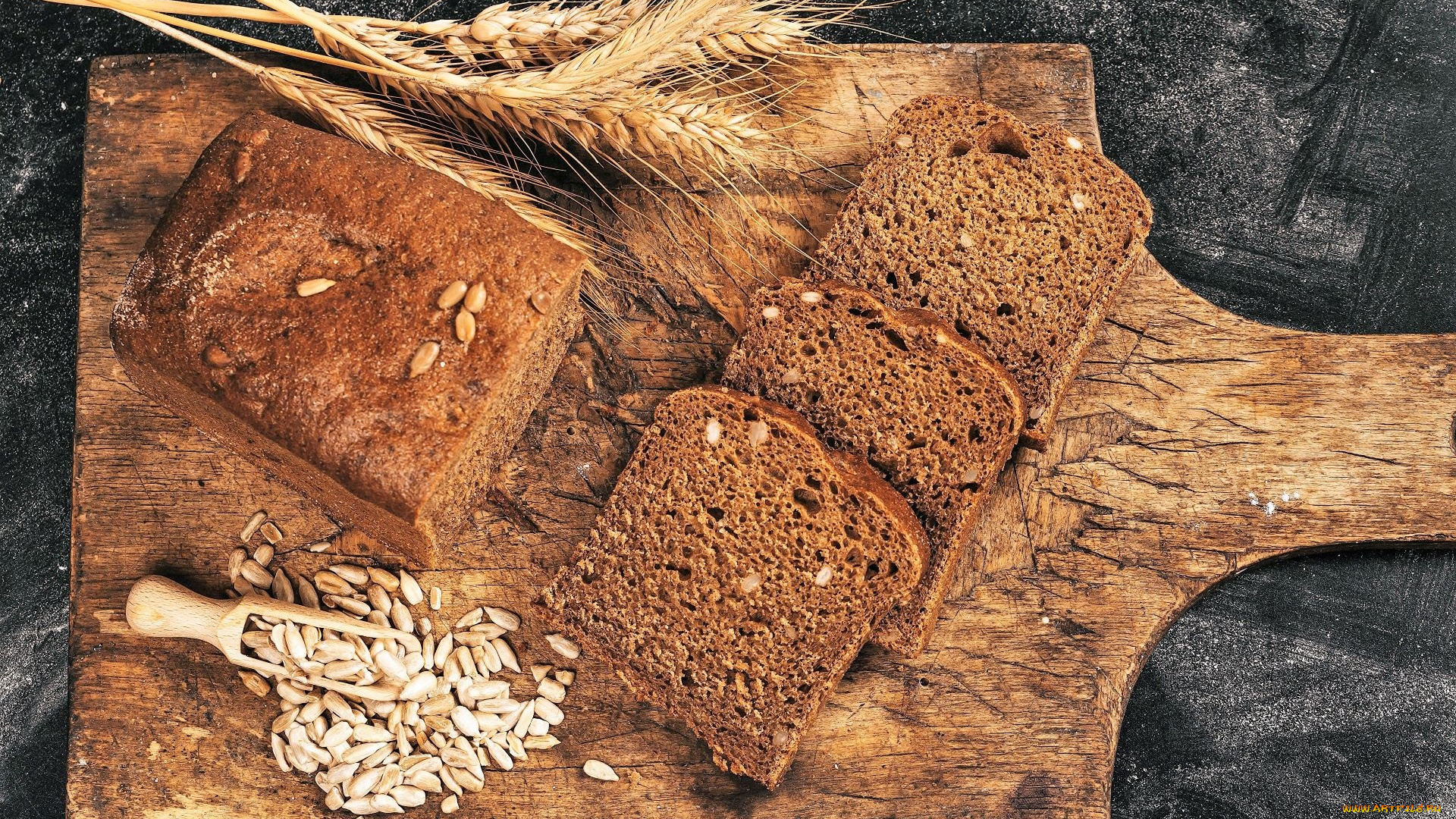 еда, хлеб, , выпечка, доска, семена, колосья