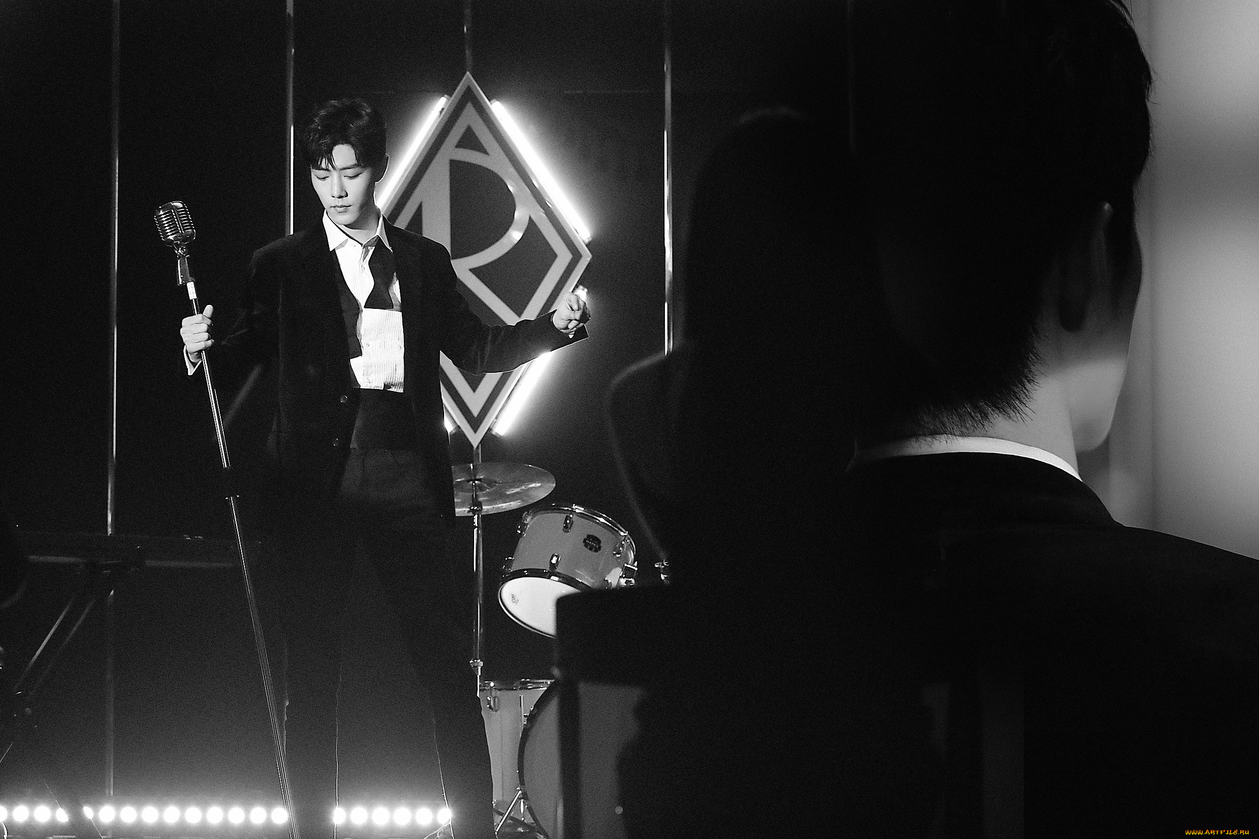 мужчины, xiao, zhan, актер, костюм, сцена, микрофон, барабаны