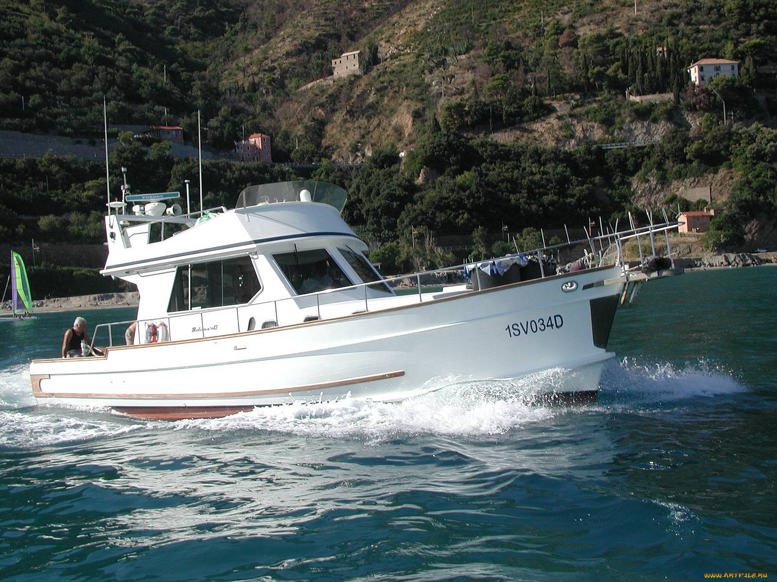 корабли, катера