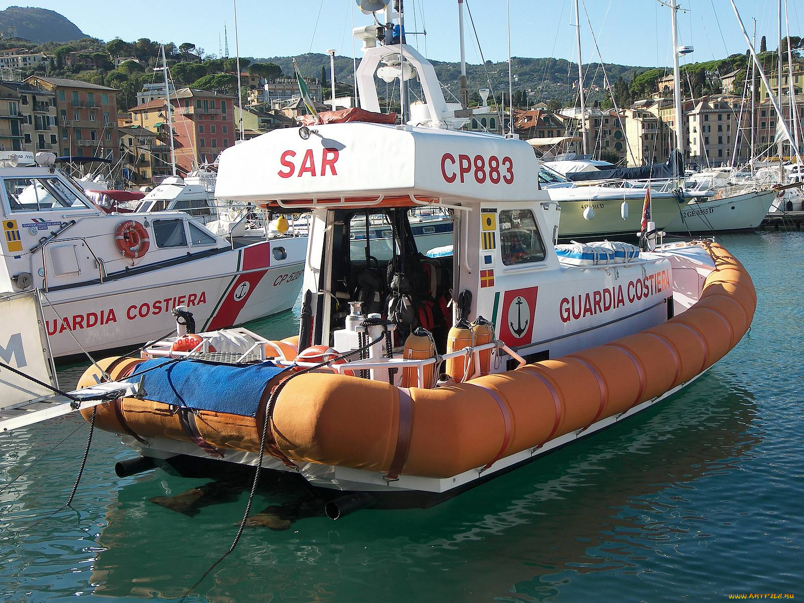 корабли, катера