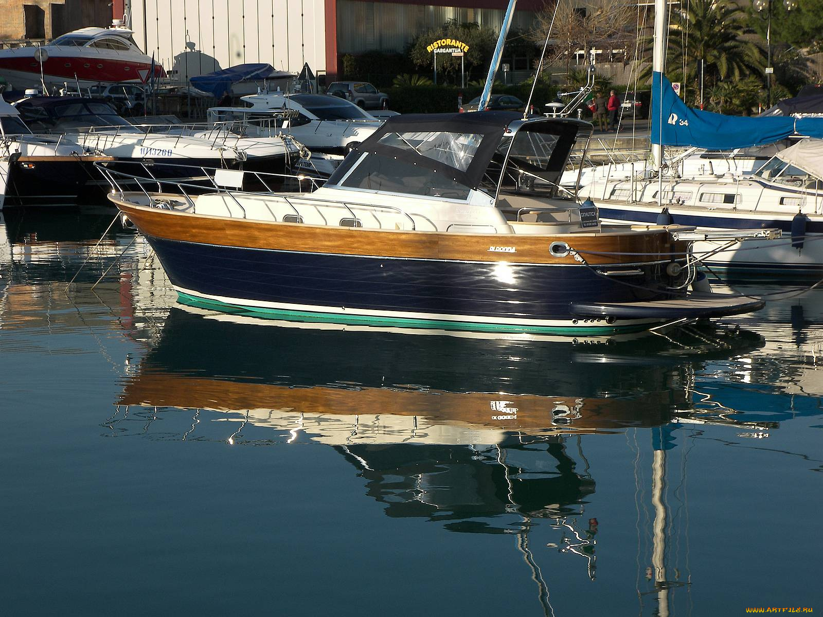 корабли, порты, причалы