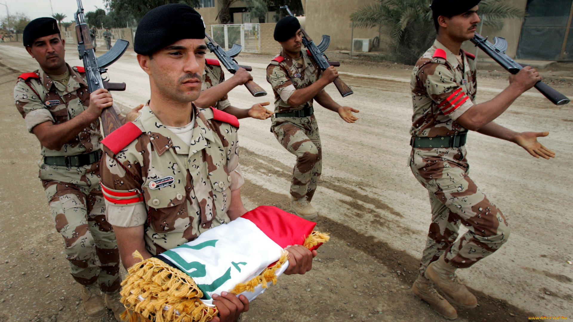 оружие, армия, спецназ, блондинка, декольте, черное, платье, soldiers, army