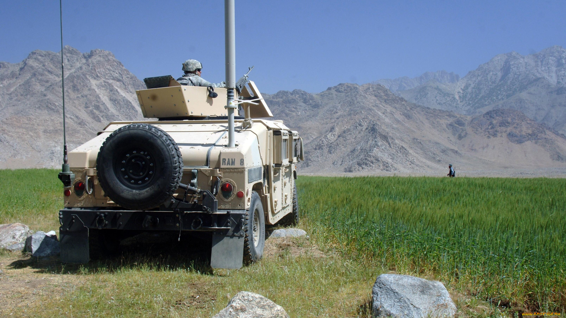 техника, военная, азиатка, лежит, mikie, hara, красивая, девушка, бронетехника