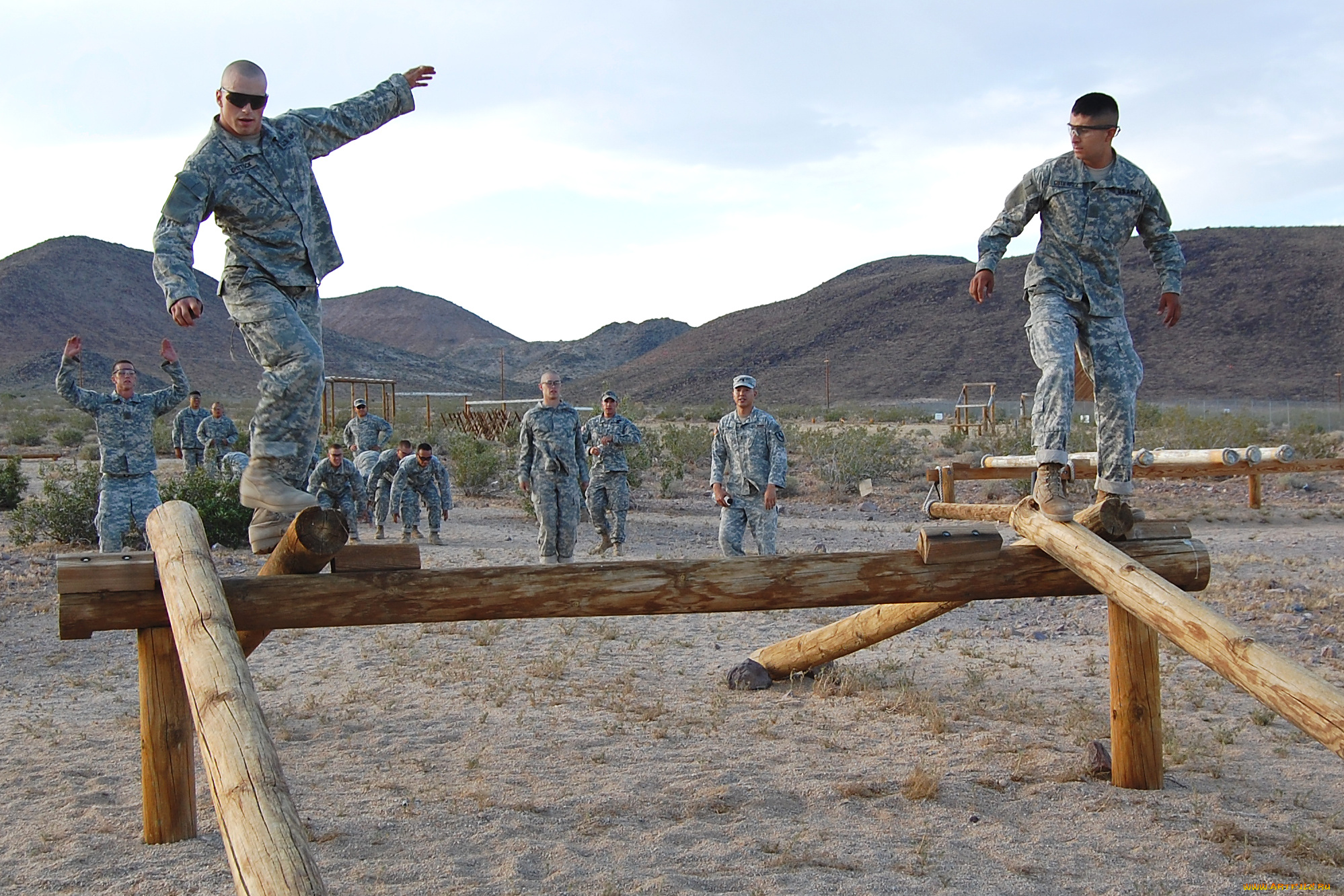 оружие, армия, спецназ, пальмы, дом, зелень, army, soldiers