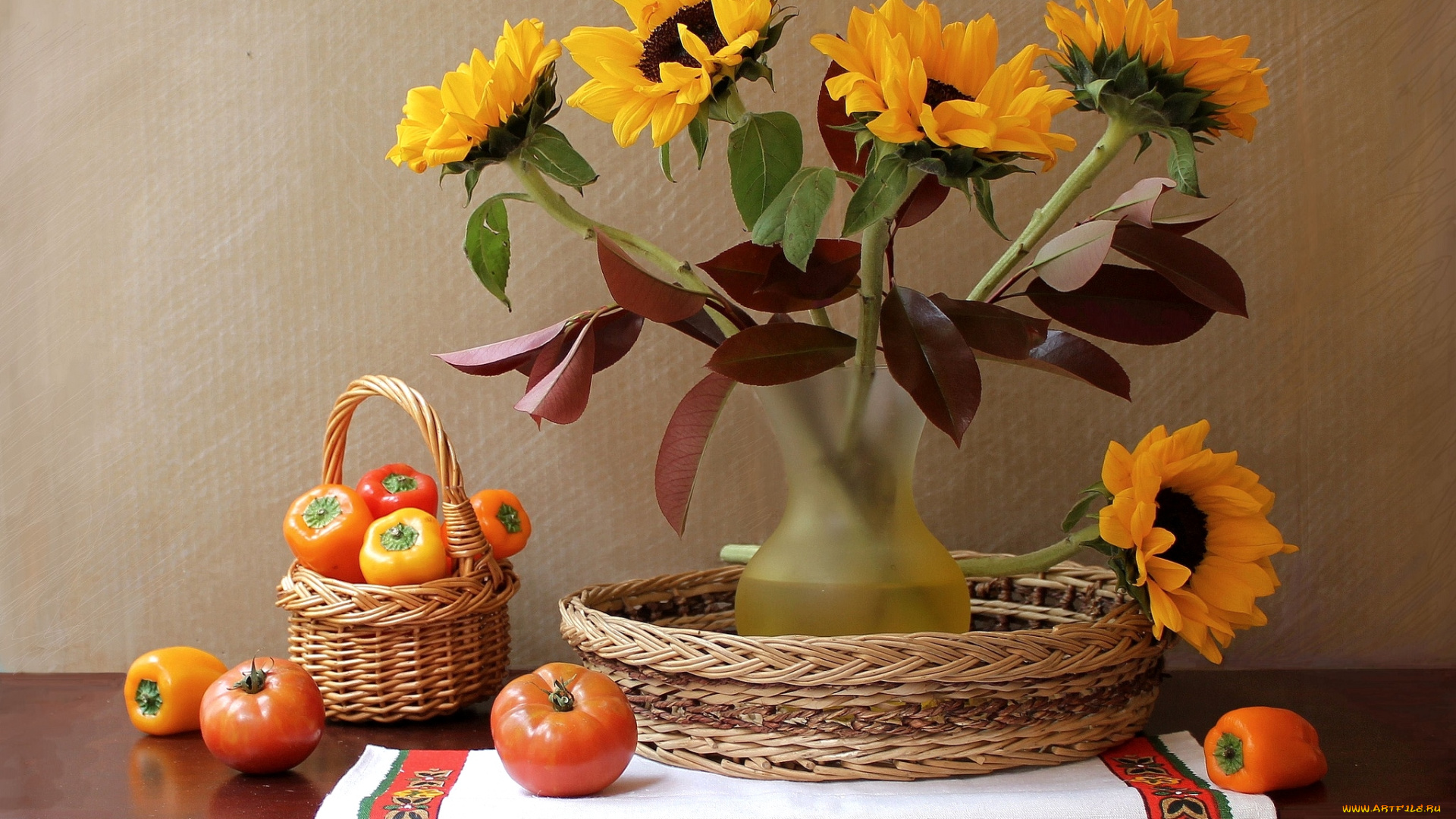 еда, натюрморт, помидоры, перец, подсолнухи