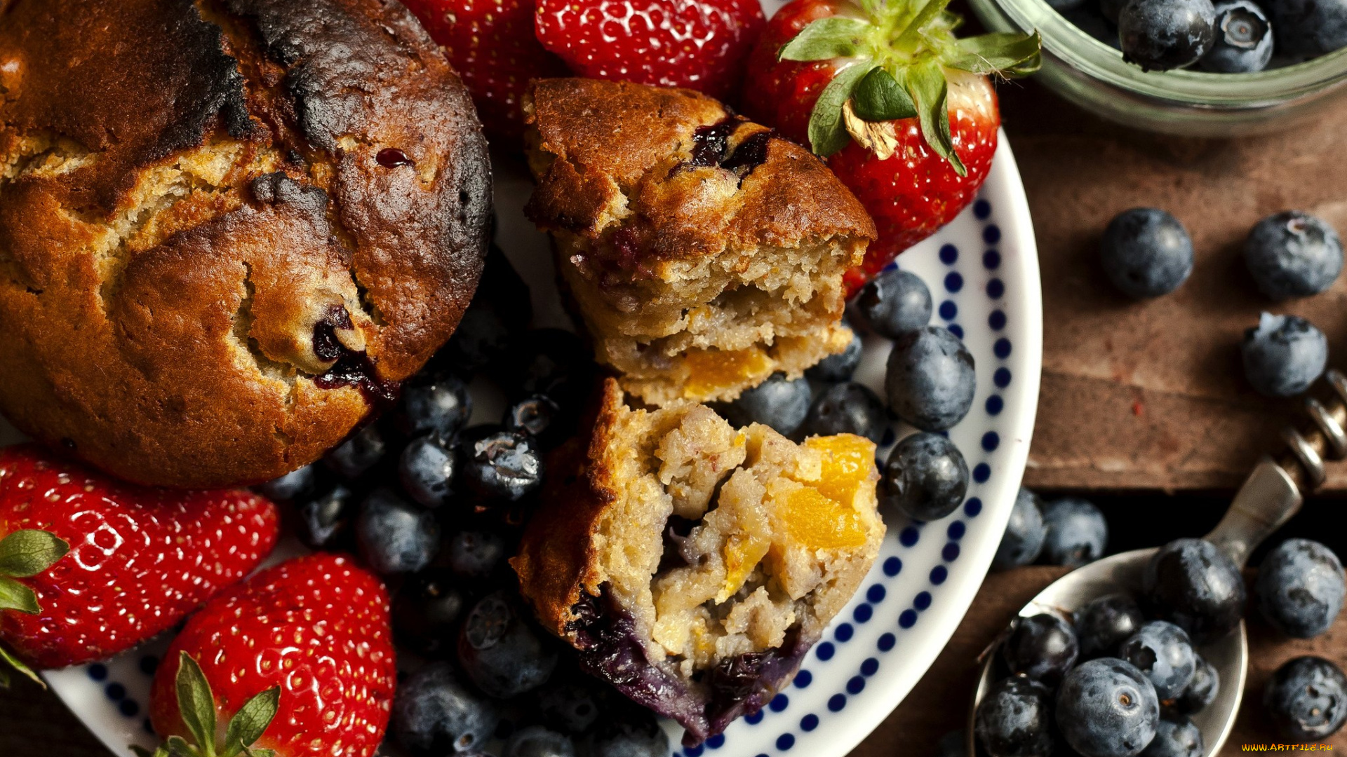 еда, пирожные, кексы, печенье, клуюника, кекс, голубика