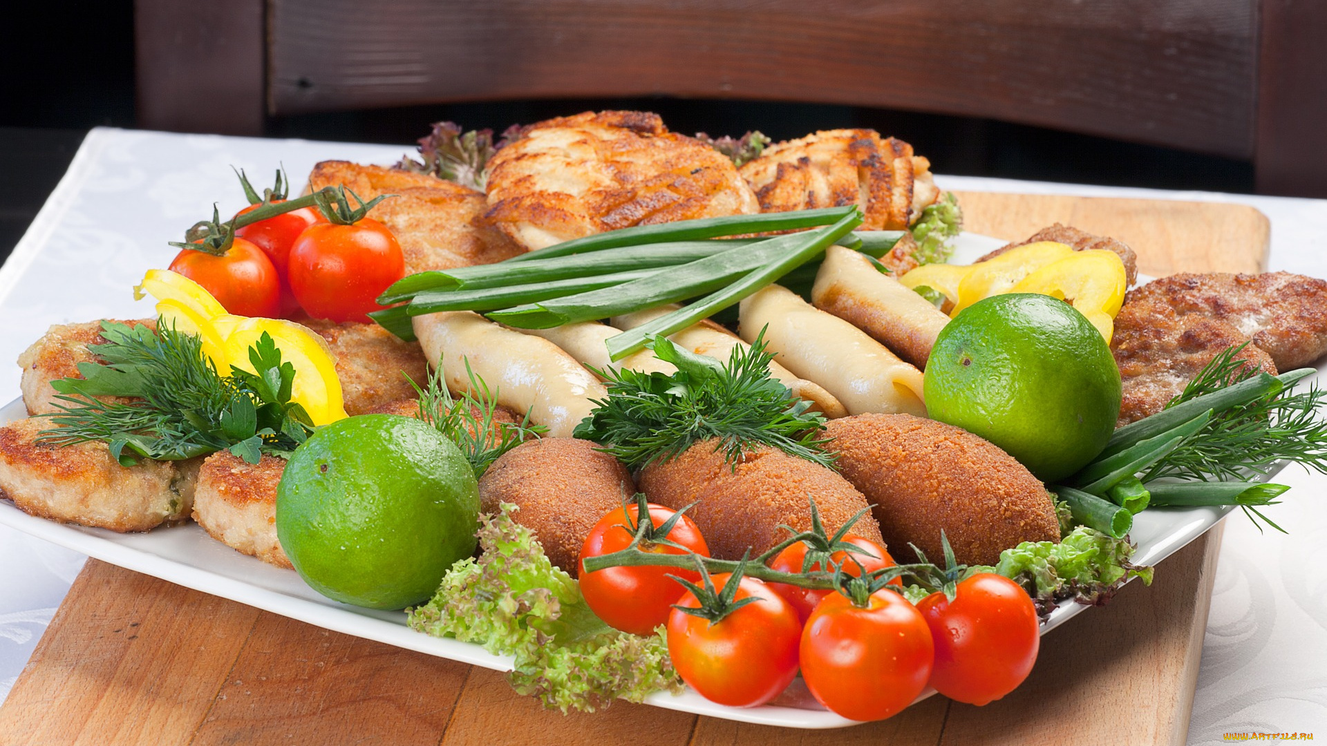 еда, разное, помидоры, томаты, зелень, лук, мясо