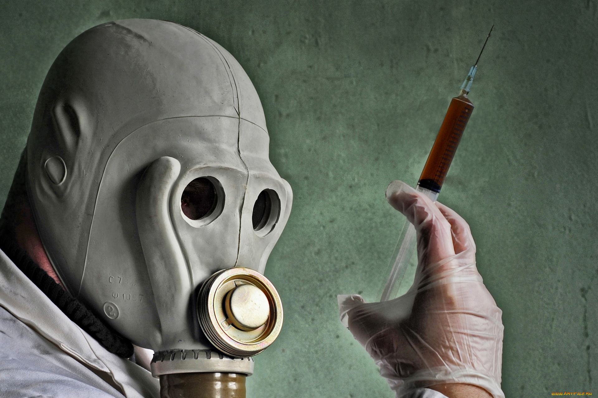 разное, медицина, противогаз, перчатки, шприц