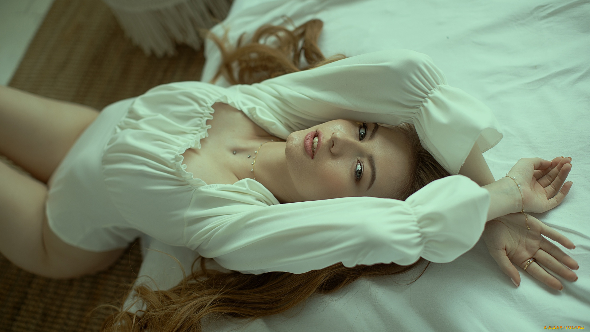 бестия, девушки, -, брюнетки, , шатенки, девушка, женщина, шатенка, темноволосая, сексуальная, модель, звезда, позирует, разная, обувь, верхняя, стильная, одежда, нижнее, эротическое, бельё, трусы, лифчик, колготки, чулки, аксессуары, макияж, и, множество, элементов, на, фотографии