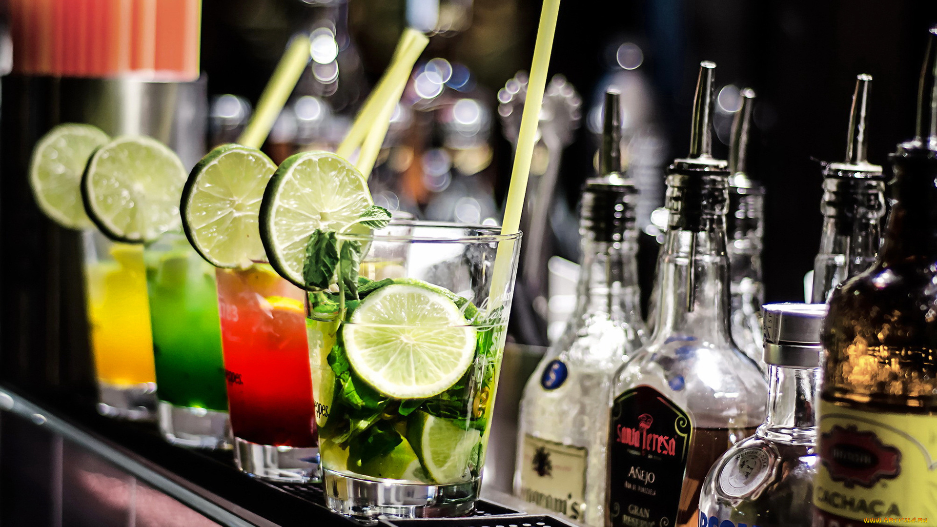 еда, напитки, , коктейль, бутылки, стаканы, коктейли, лайм