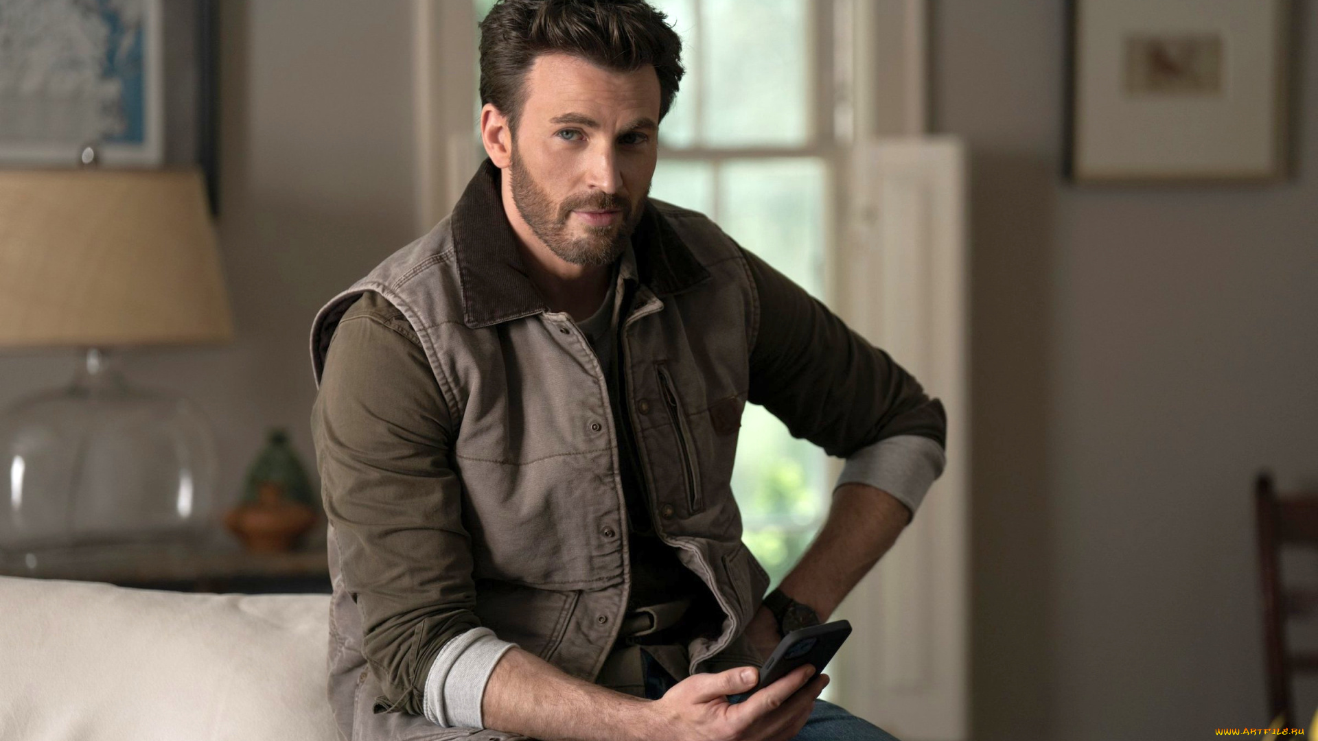 ghosted, , , 2023, , кино, фильмы, ghosted, без, ответа, боевик, мелодрама, комедия, крис, эванс, chris, evans, cole, turner