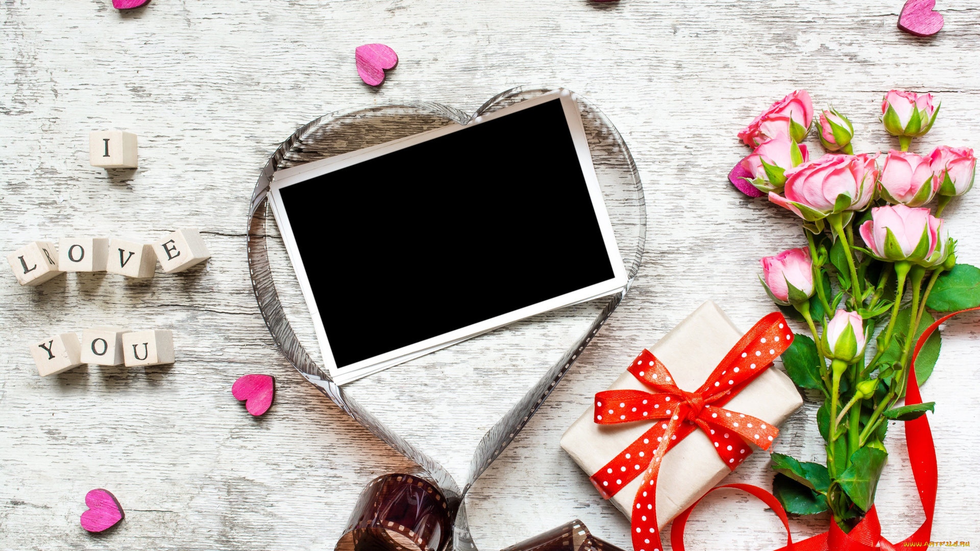 праздничные, день, святого, валентина, , сердечки, , любовь, сердечки, кубики, пленка, фотографии, розы, подарок, ленты
