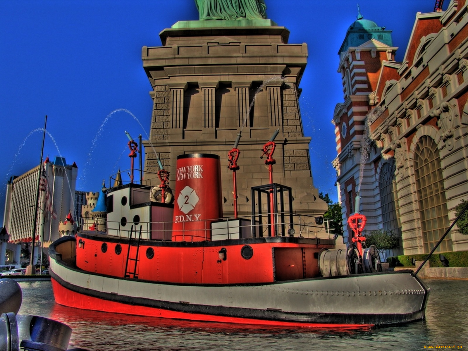 корабли, катера