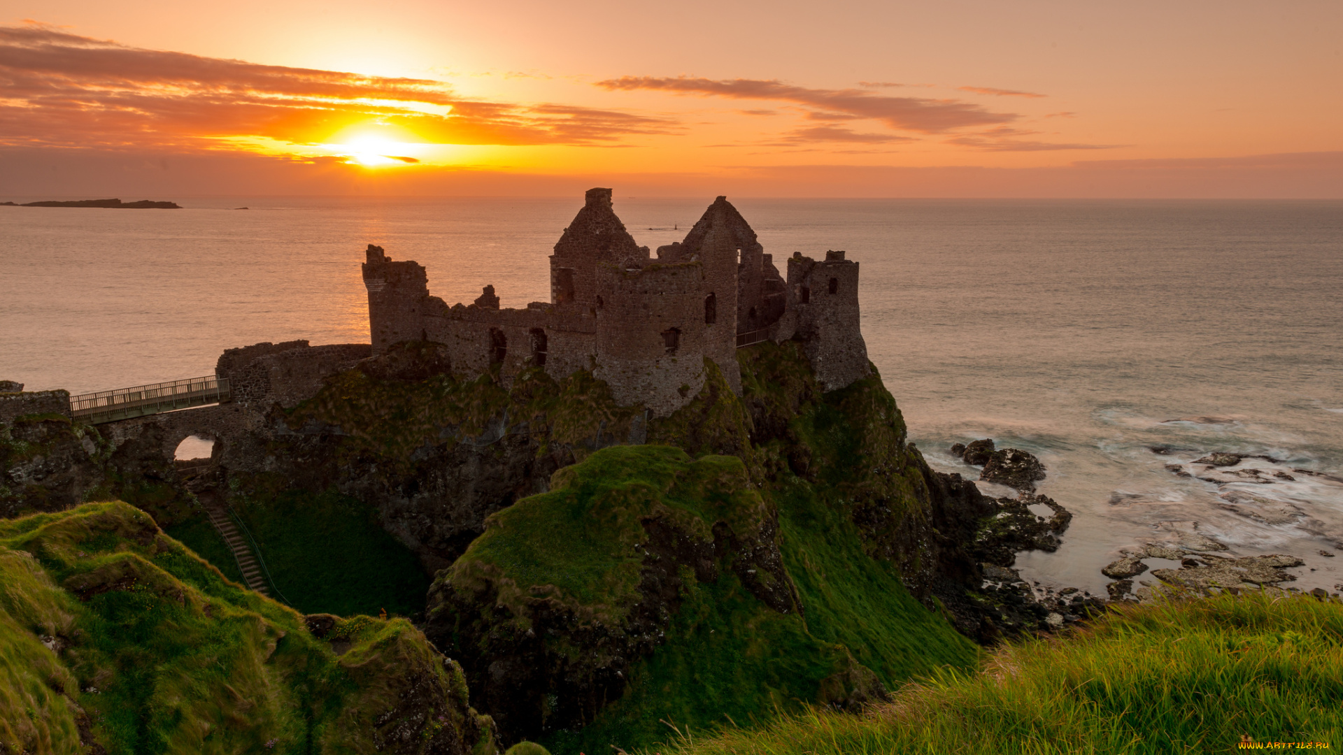 dunluce, castle, ireland, города, исторические, архитектурные, памятники, замок, данлюс, побережье, скала, закат, развалины, ирландское, море, ирландия