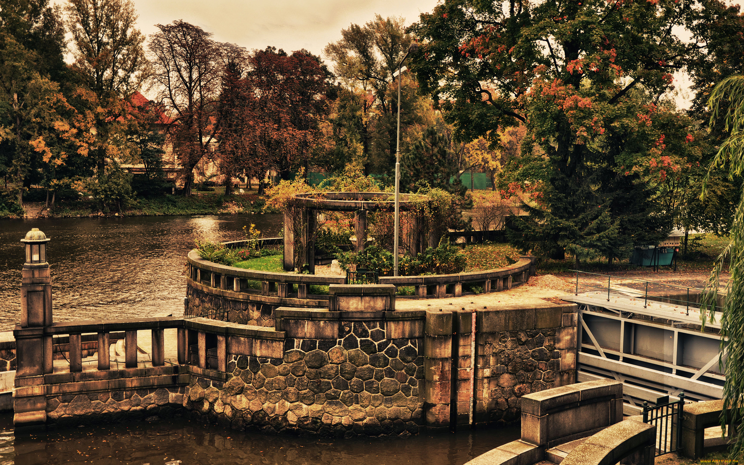 города, другое, водоем, фонарь, дерево