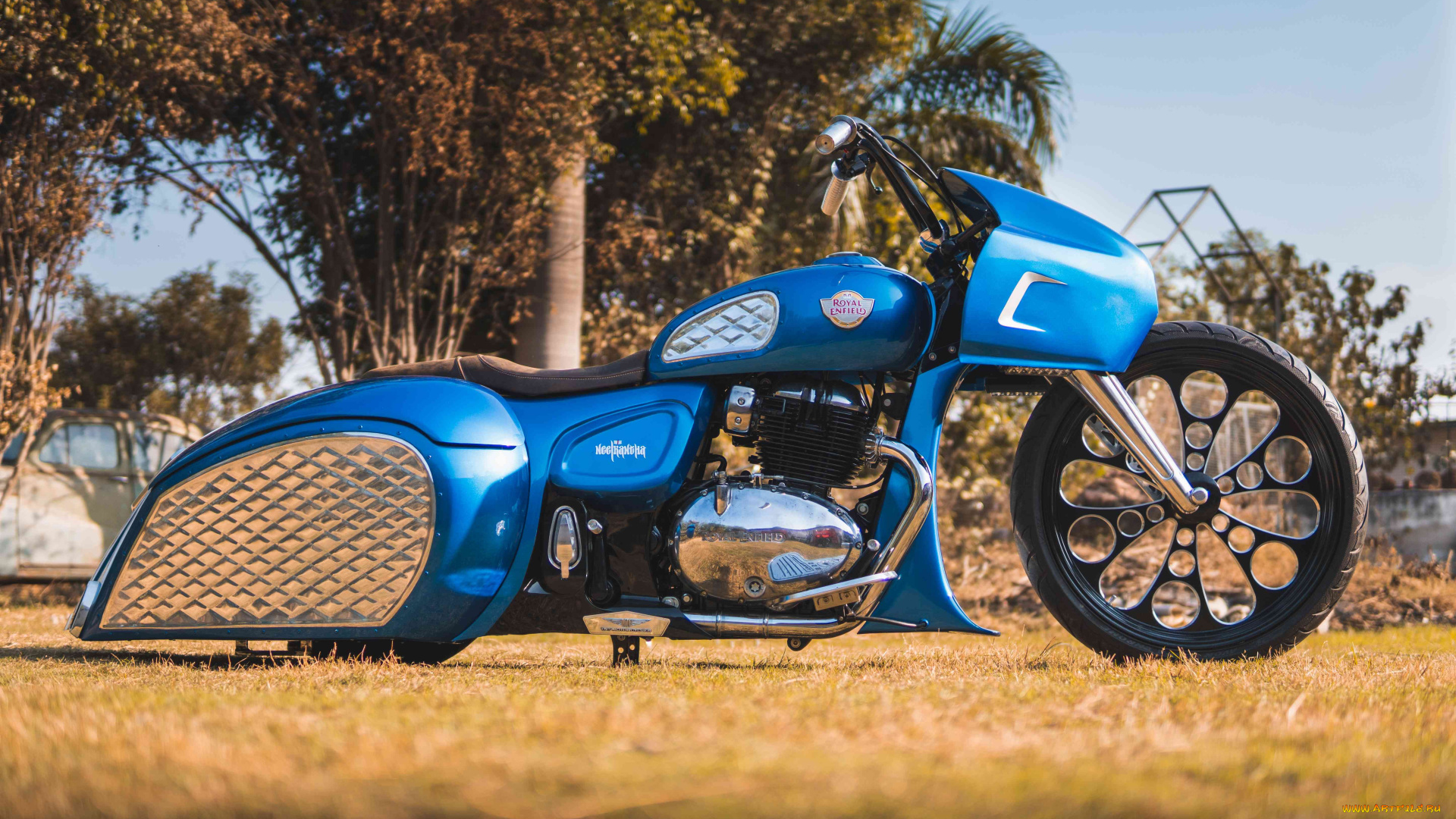 мотоциклы, customs, кастомизированный, тюнингованый, мотоцикл, крутой, байк, железный, конь, который, даёт, свободу, ветер, в, лицо, и, волосы, по, ветру