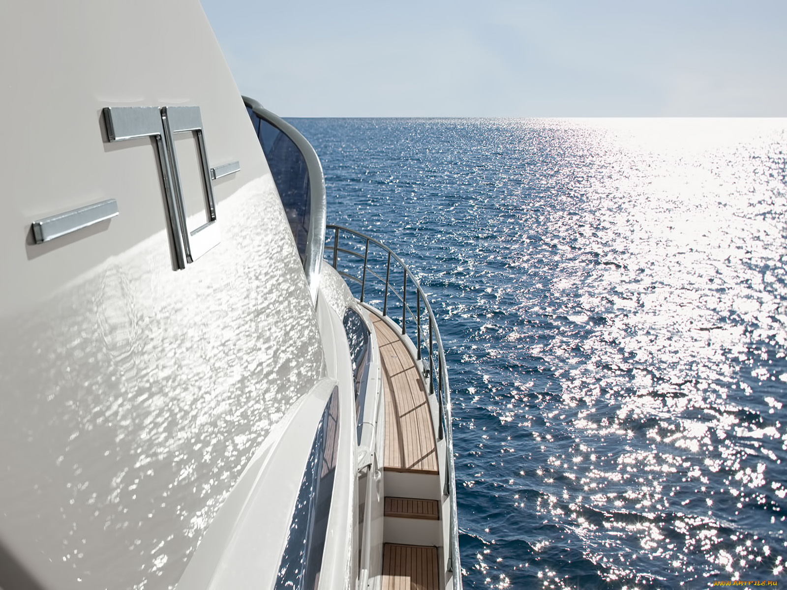 корабли, Яхты