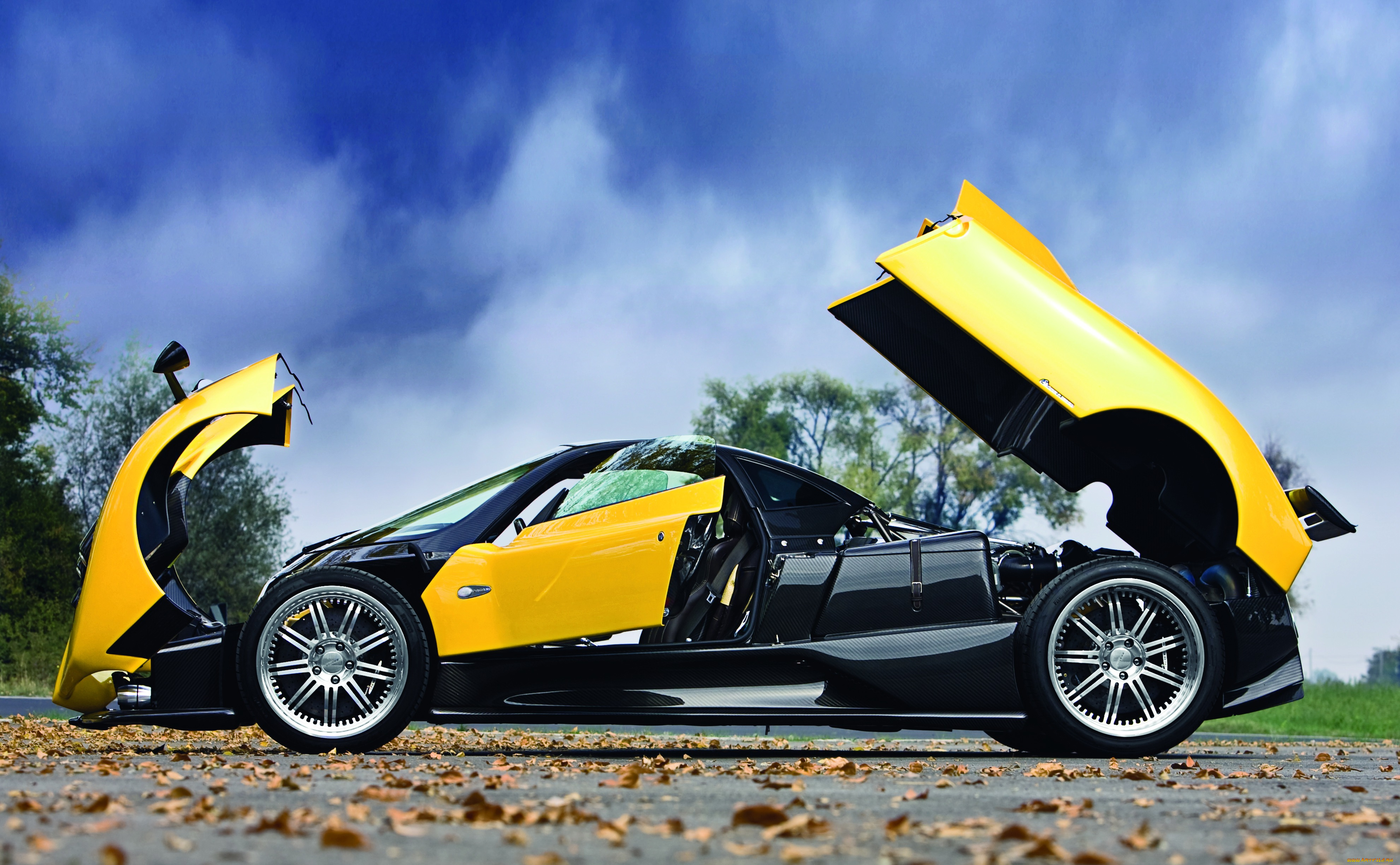 автомобили, pagani