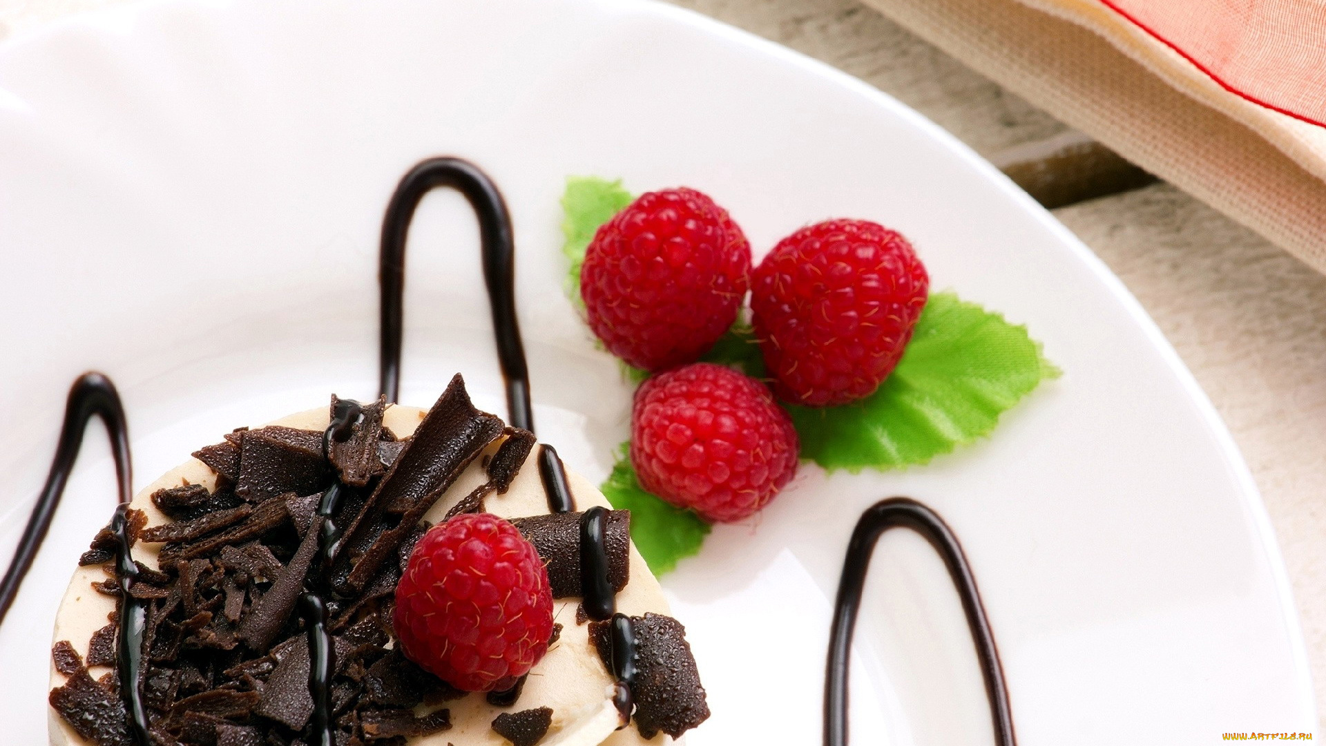 еда, мороженое, , десерты, мята, сладкий, малина, соус, шоколад